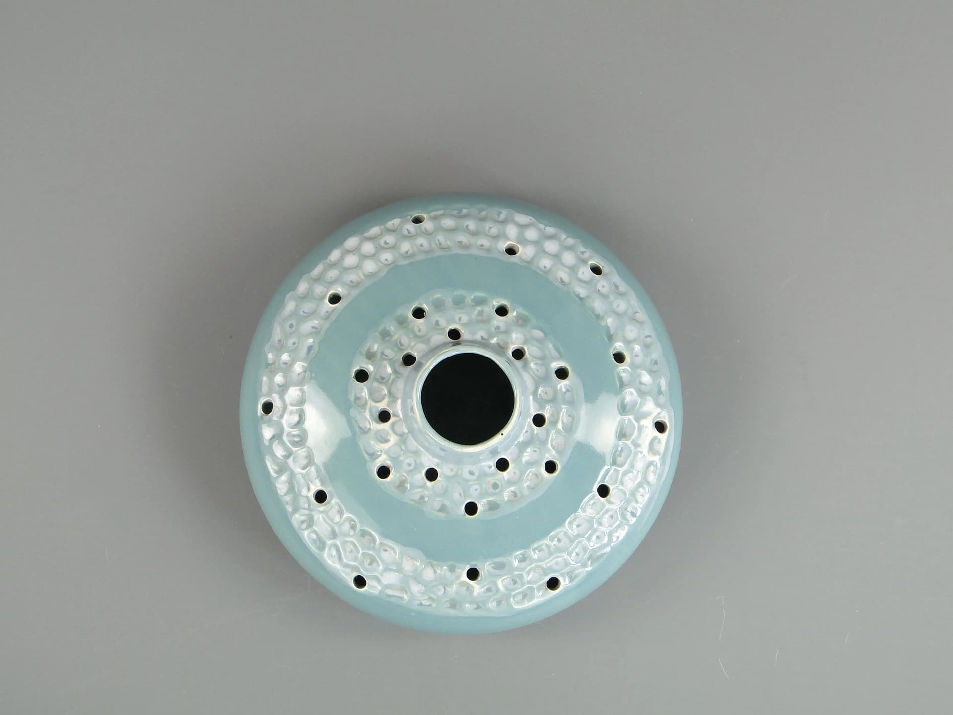 Wazon ikebana Ogródek 538, fajans szkliwiony niebieski, proj. J. Sowiński, Włocławek, Polska, lata 60. - 34659