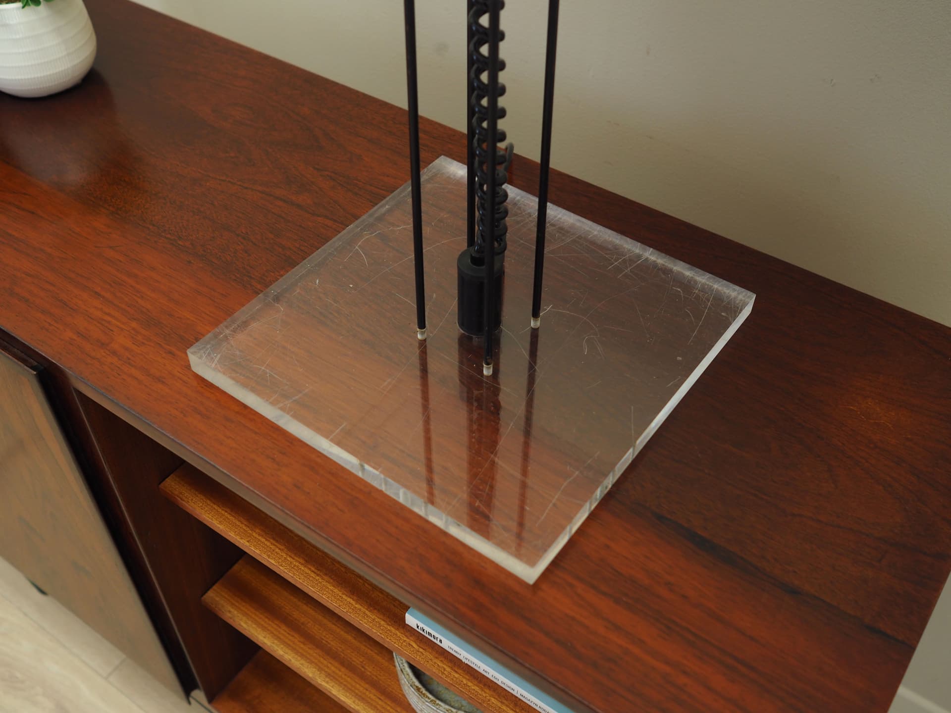 Lampka biurkowa, mid-century modern, biały, metal, Dania, lata 70. - 63704