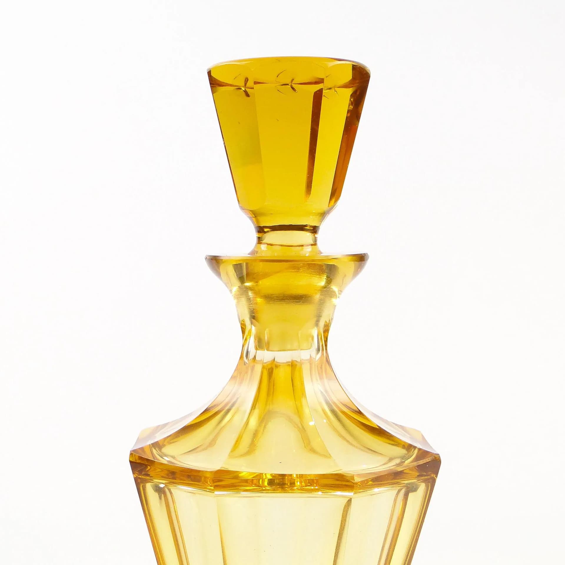 Karafka kryształowa pomarańczowa, Moser, Czechy, lata 30. - 34649