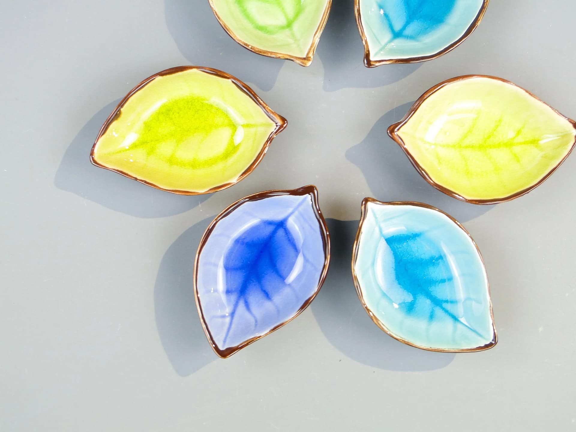 Set of Six Leaf Bowls, Multicolor, Glazed Ceramic, Poland, 1970s - 34841