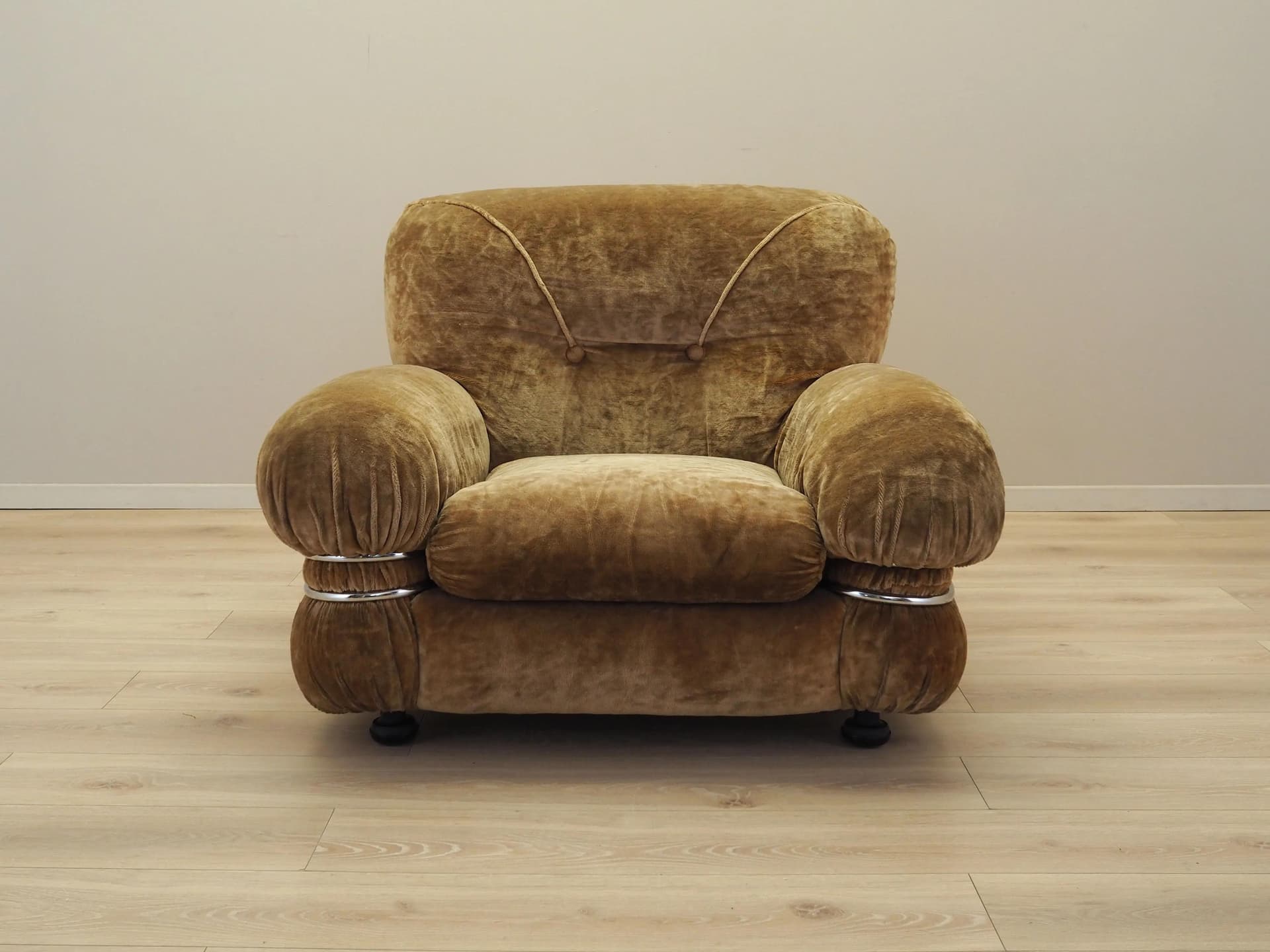 Armchair, brown velvet, Italy, 1970s. - 34877