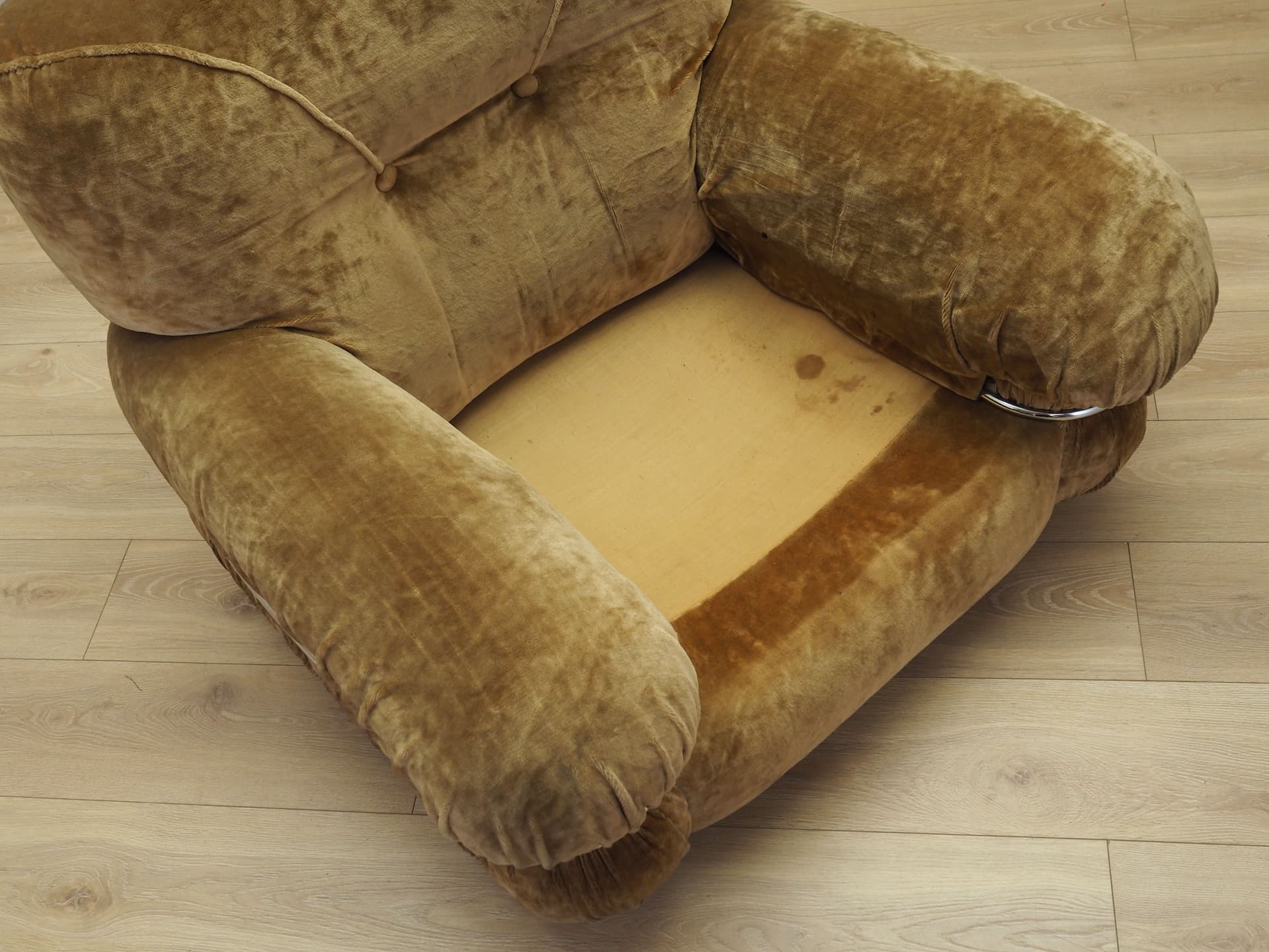 Armchair, brown velvet, Italy, 1970s. - 63500