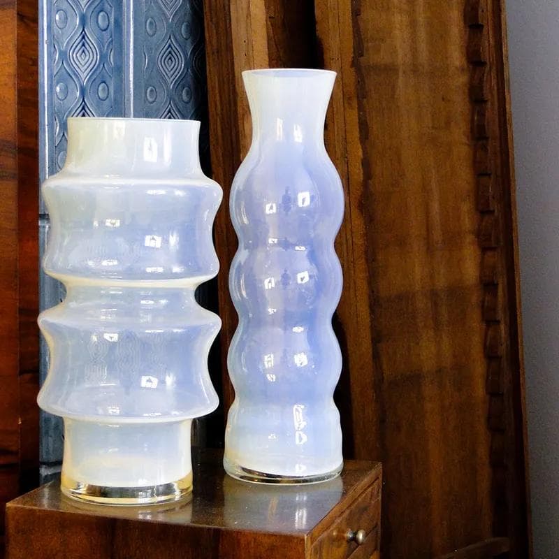 Wazon Bałwanek, szkło ivory white, proj. K. Krawczyk, Polska, lata 70. - 35006