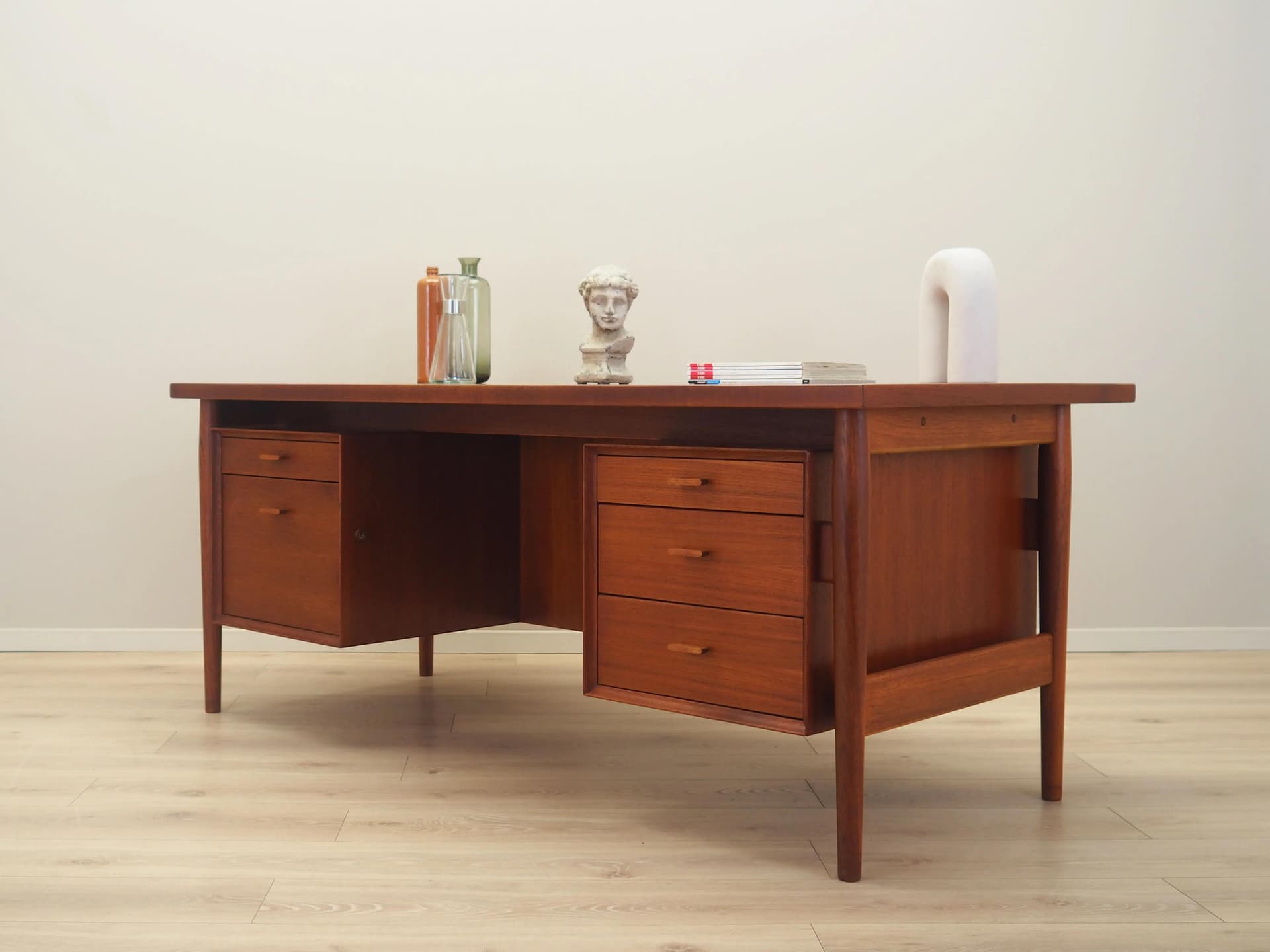 Desk, model 207, brown teak wood, by A. Vodder, for Sibast, Denmark, 1960s. - 35269