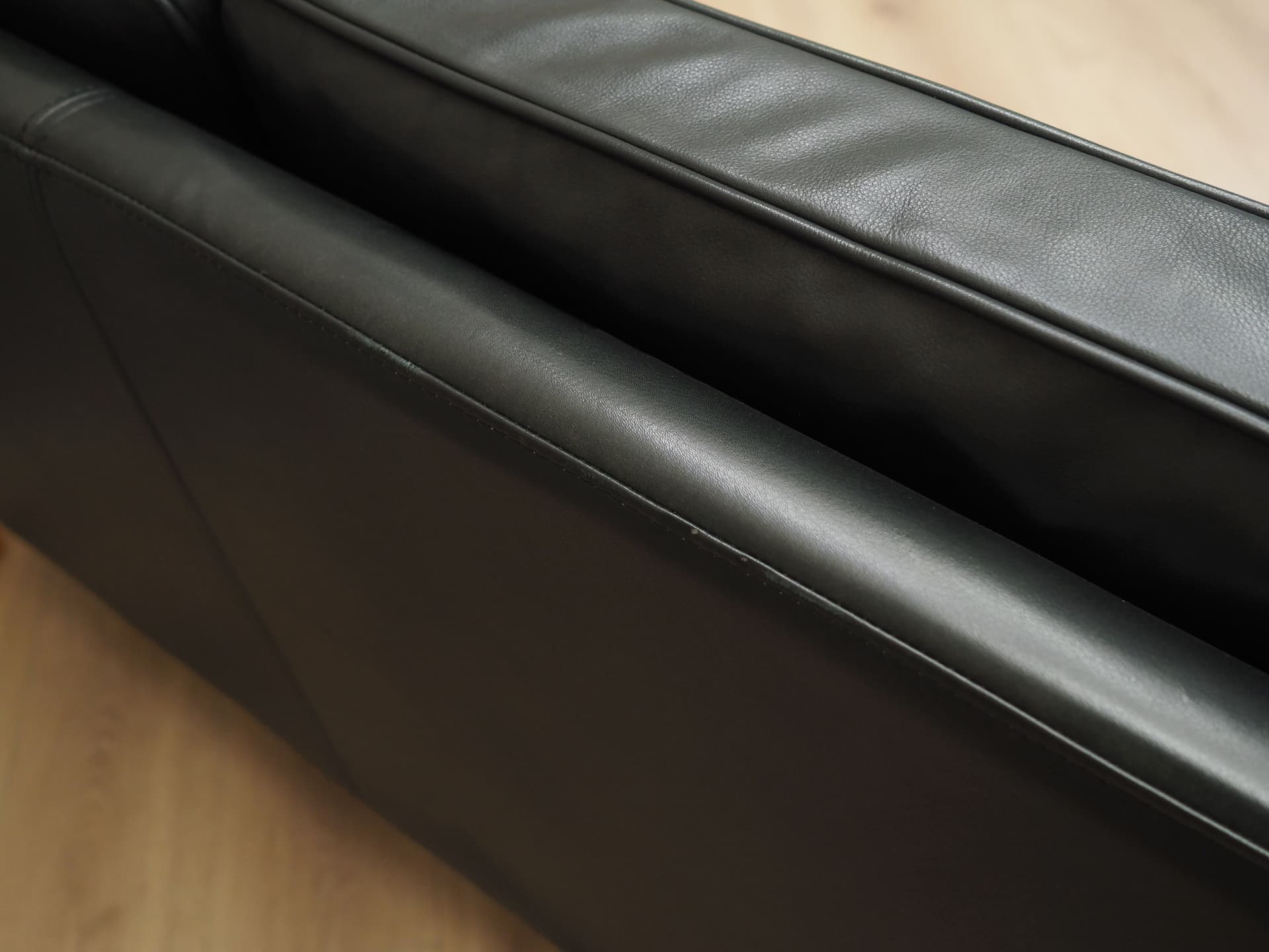 Sofa, skóra czarna, Dania, lata 70. - 63435