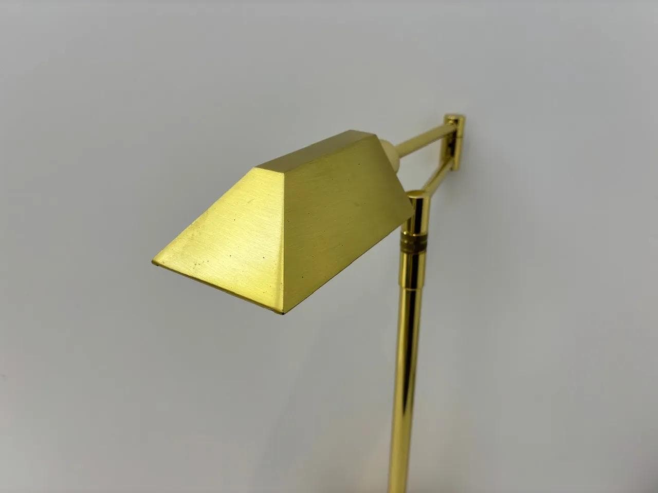 Lampa stołowa, mosiądz złoty, Holtkotter, Niemcy, lata 90. - 35501