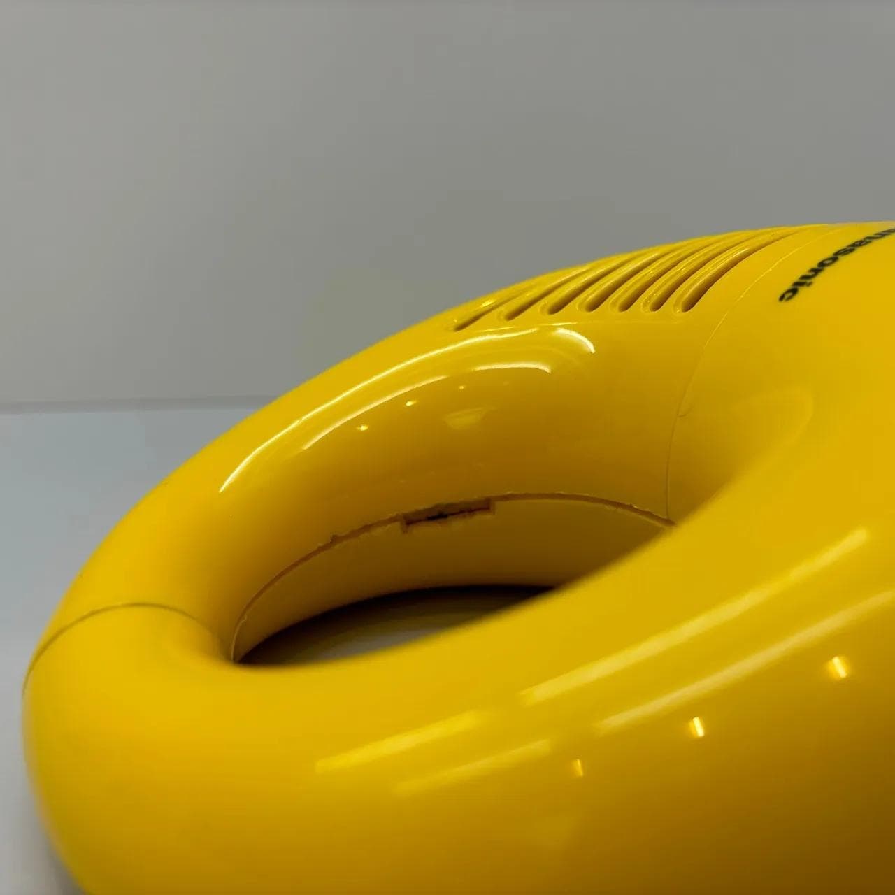 Yellow Toot-a-Loop R72S Radio, National Panasonic, Japan, 1970s - 35697