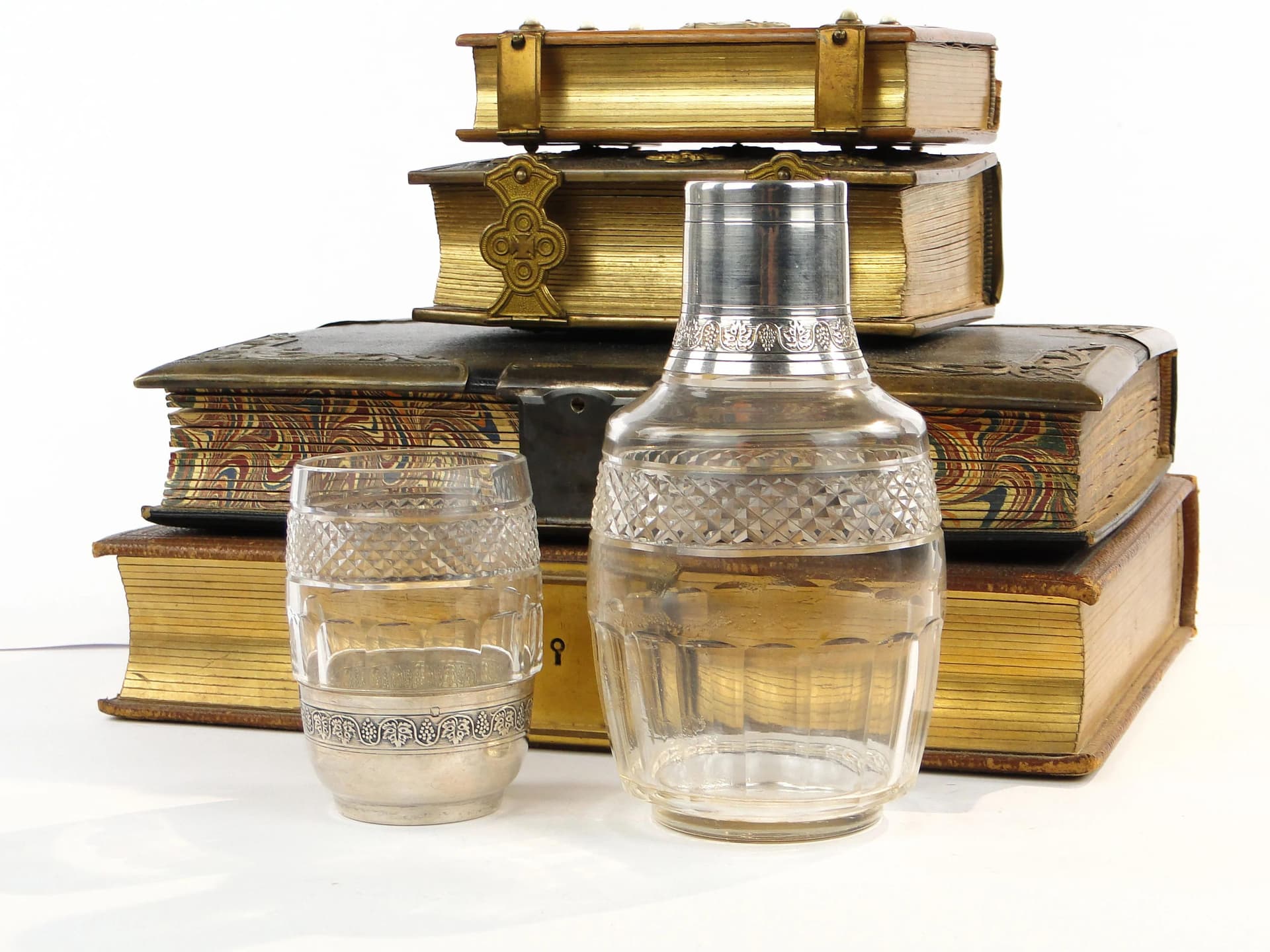 Water carafe, transparent crystal, silver, Baccarat, France, early 20th c. - 35964