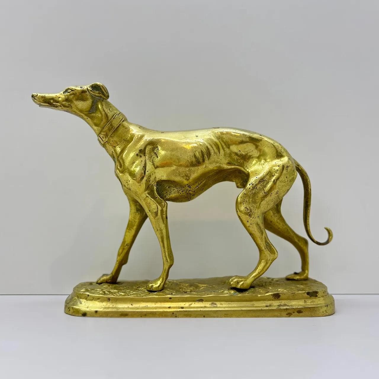 Figura Chart, mosiądz złoty, Niemcy, lata 60. - 36093