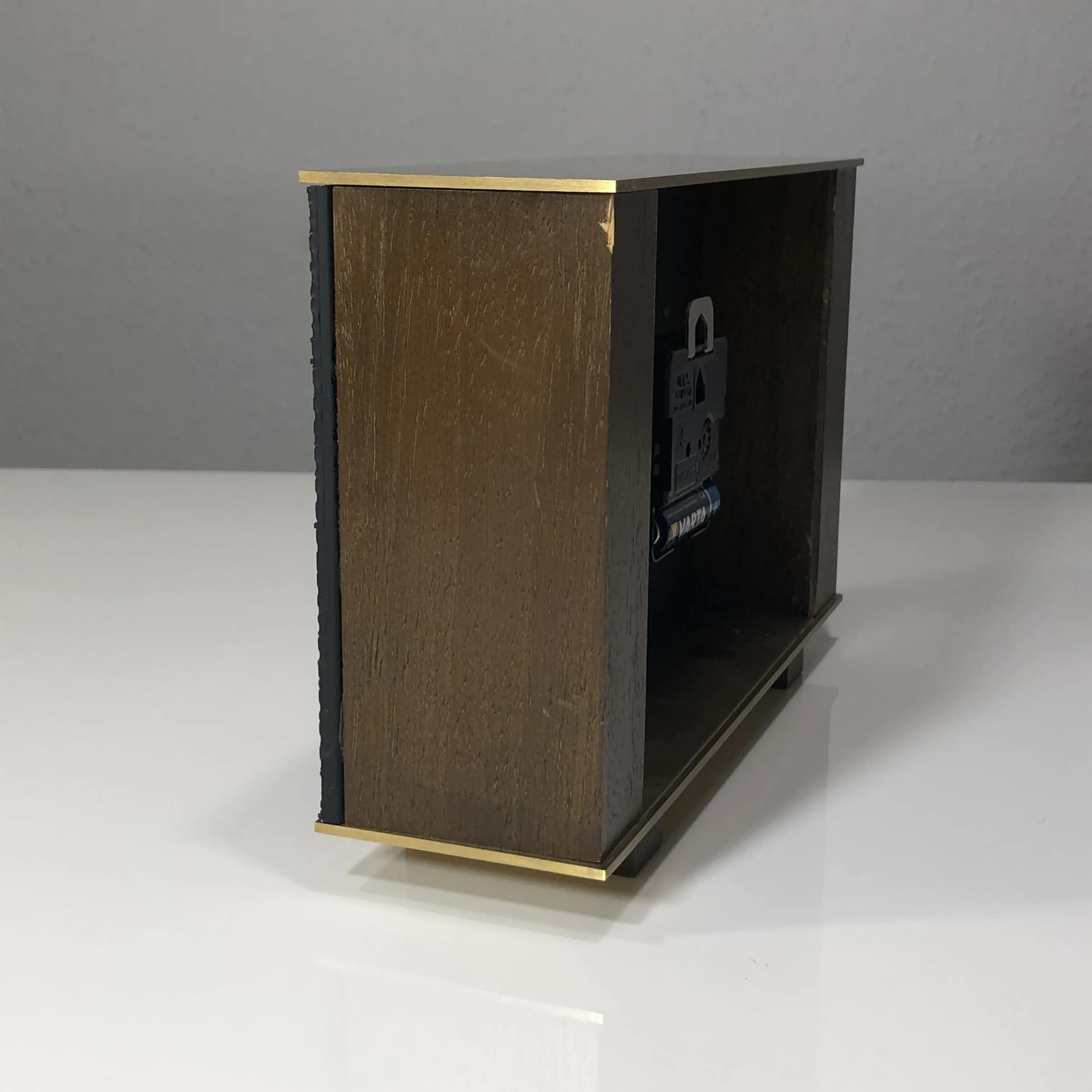 Zegar kominkowy Art Deco, złoty, mosiądz, Niemcy, lata 70. - 36052