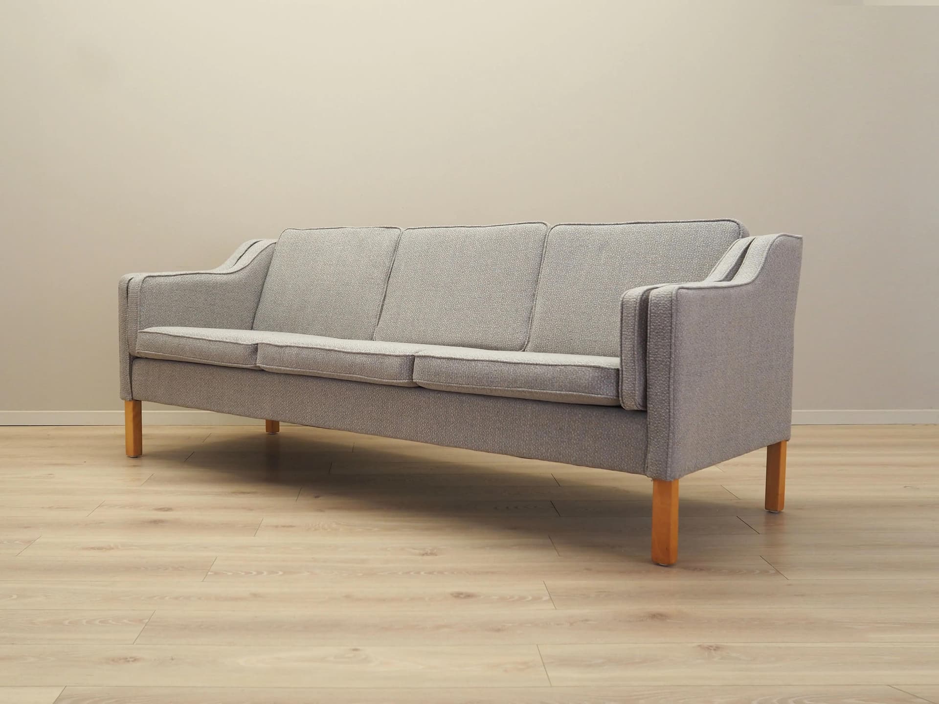 Sofa trzyosobowa, szary, buk, Dania, lata 70. - 36213