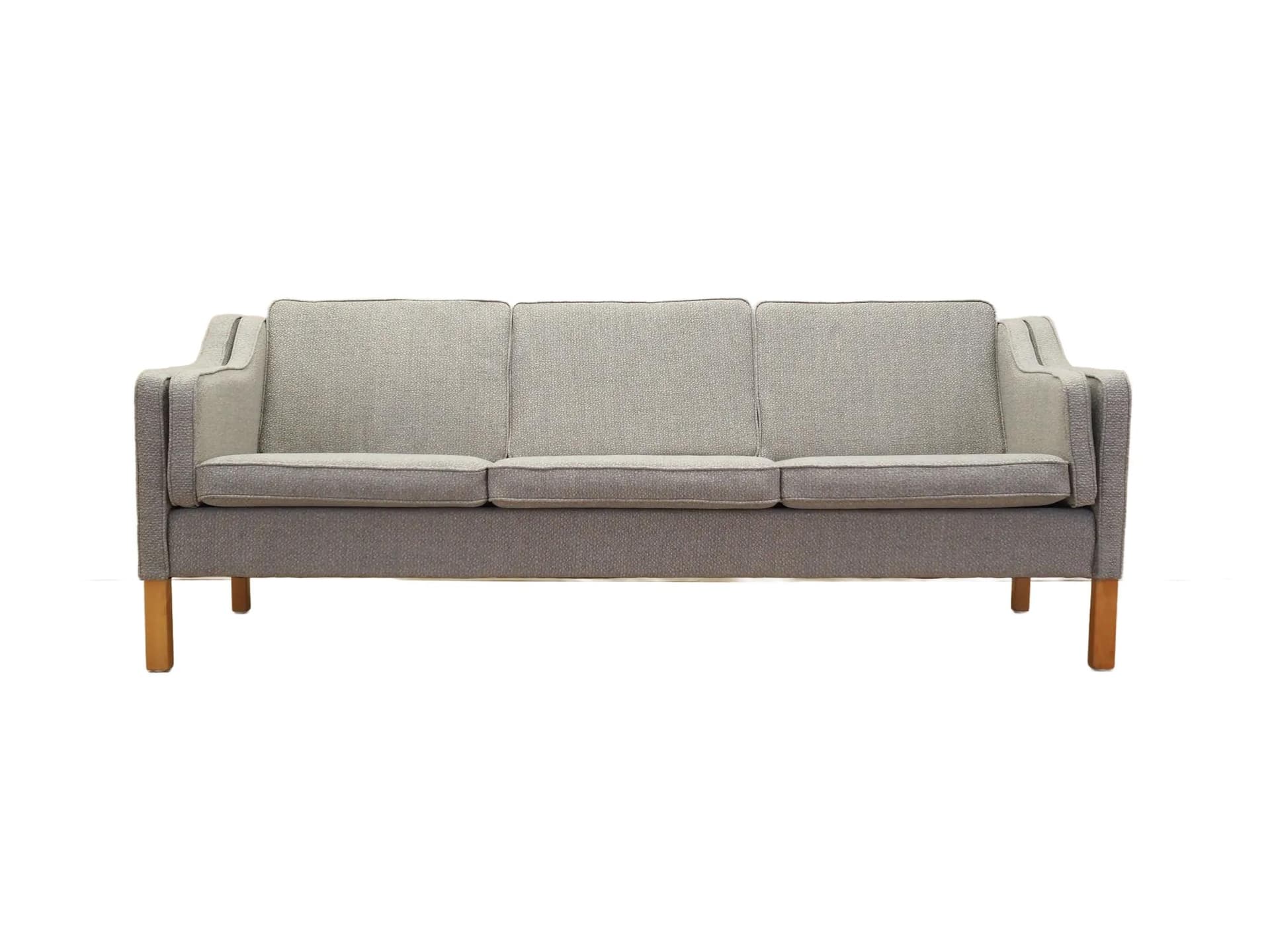 Sofa trzyosobowa, szary, buk, Dania, lata 70.