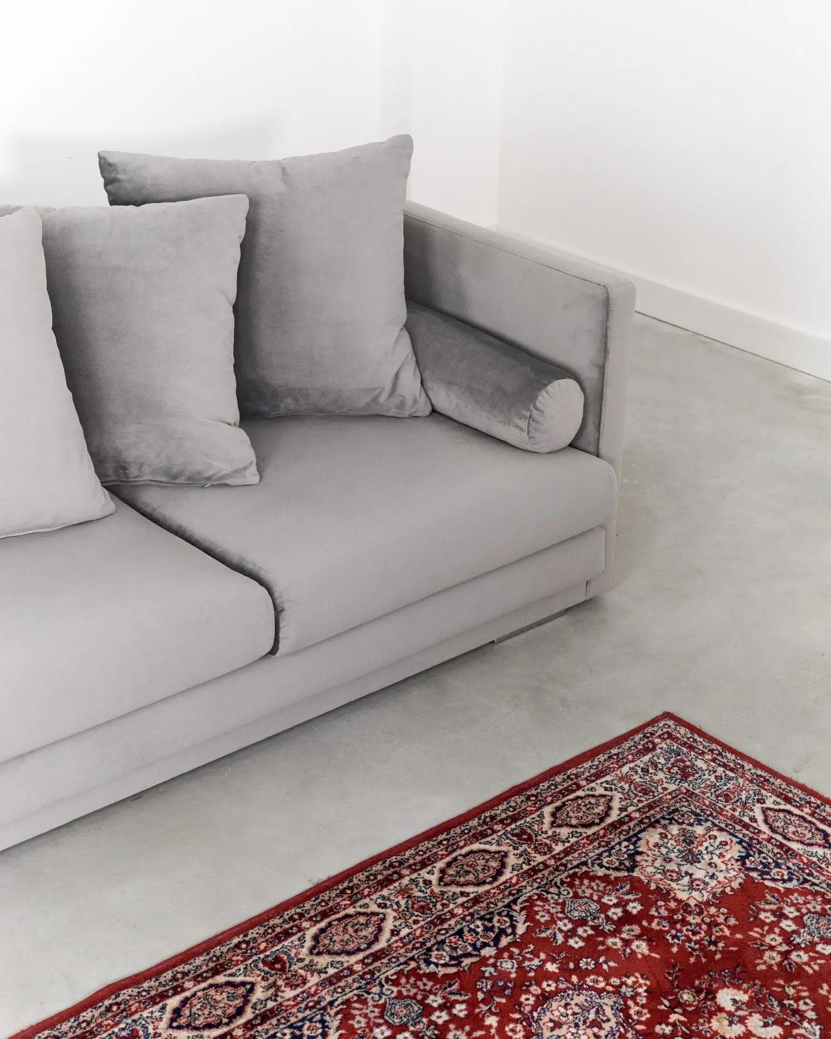 Sofa Malmo, szary velvet, drewno, Polska, lata 90. - 36170