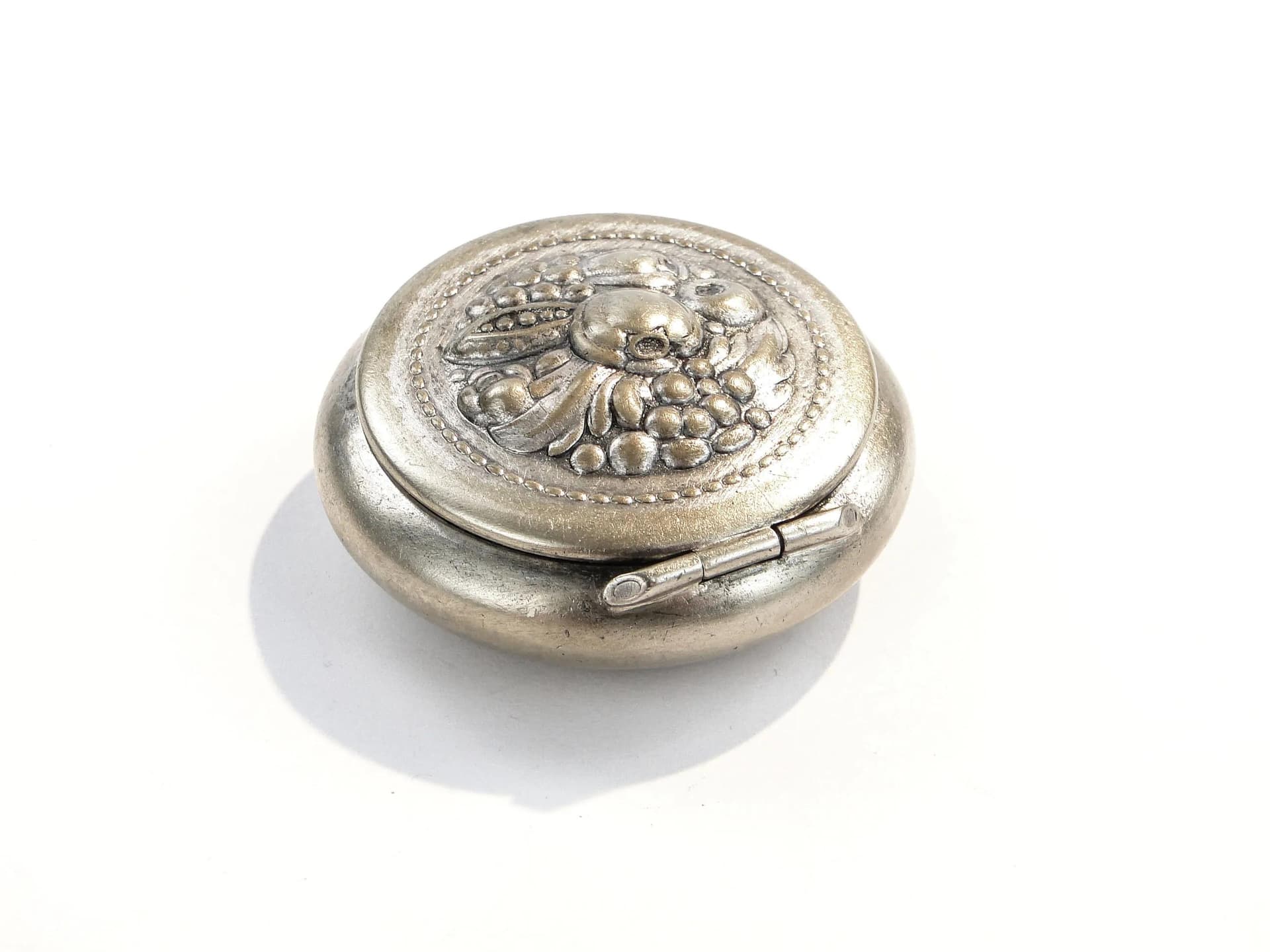 Tabakiera Art Nouveau, srebrny mosiądz, Austria, lata 20. - 36368