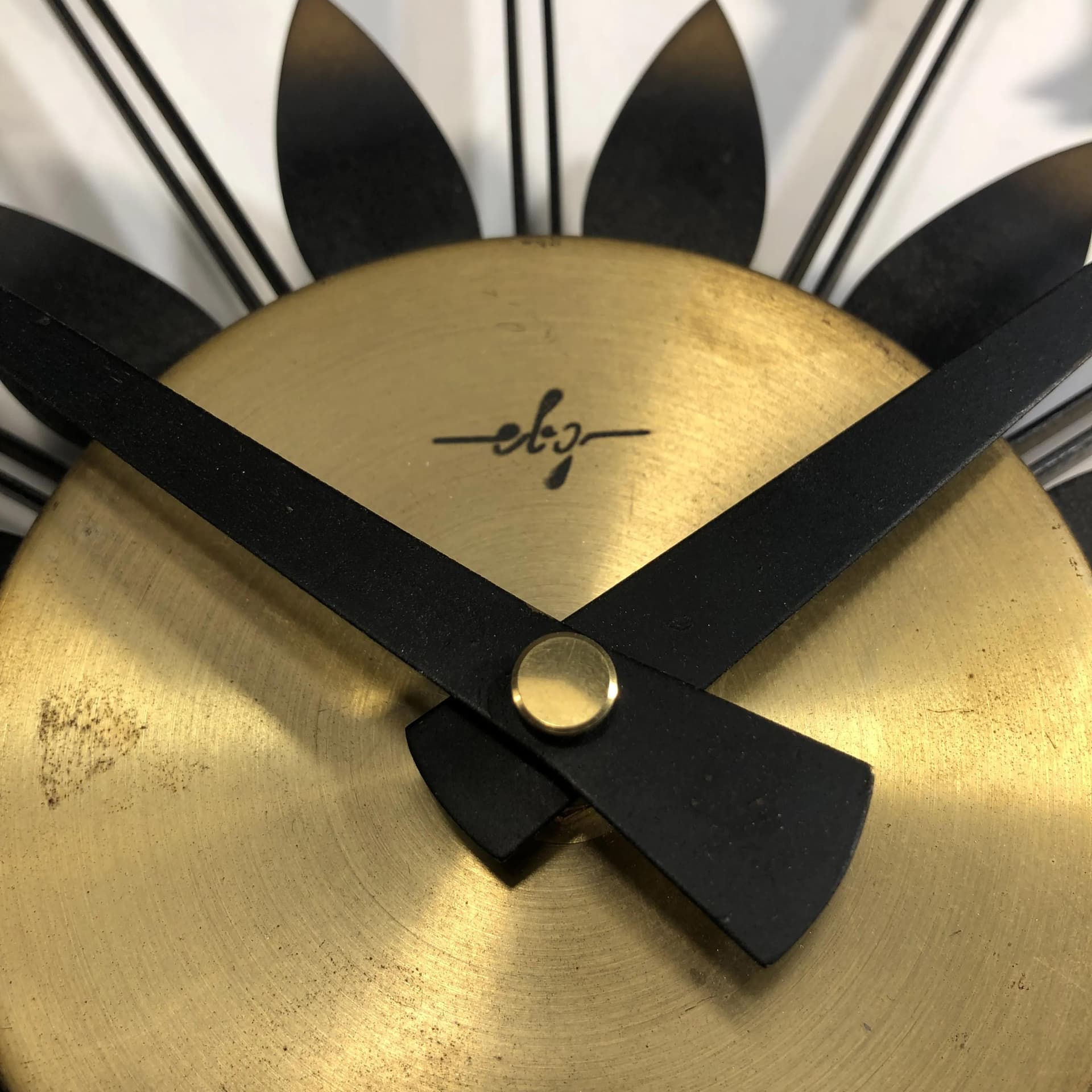 Zegar ścienny brutalistyczny, stal czarna, mosiądz złoty, Niemcy, lata 70. - 36261