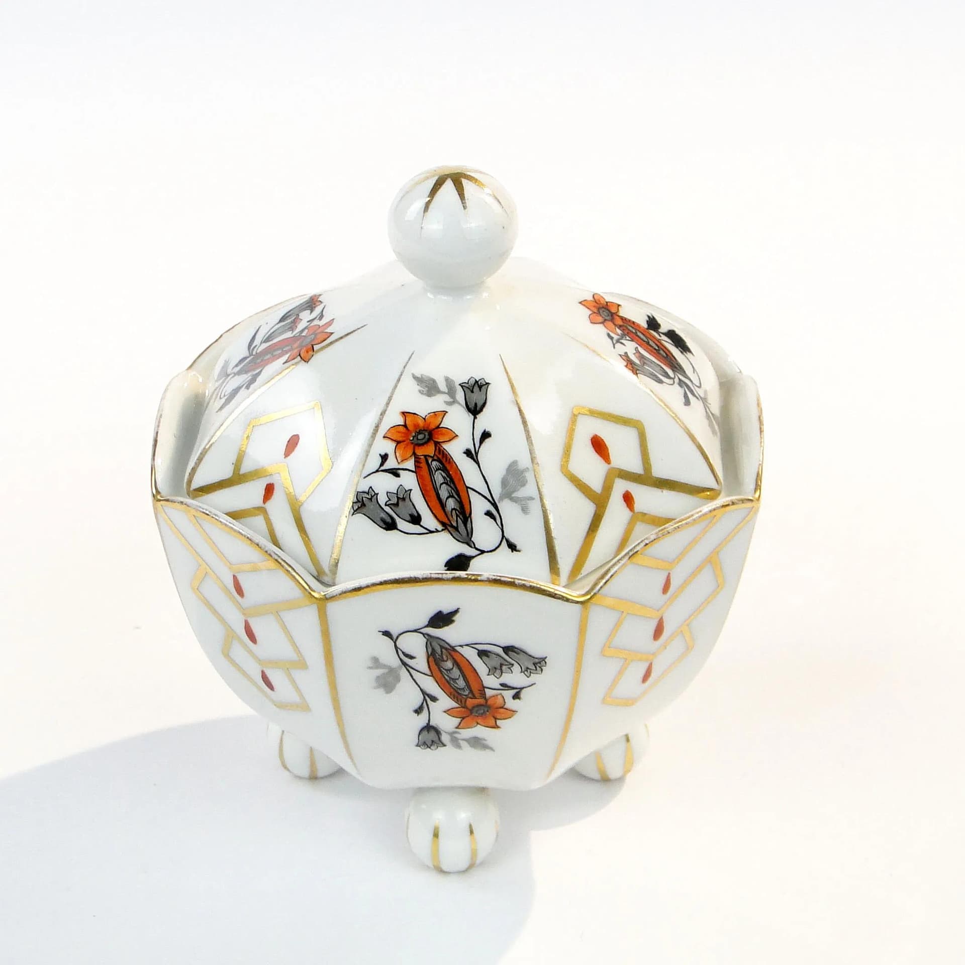 Bomboniera Art déco, biała porcelana, Mathes & Ebel, Saksonia, Niemcy, lata 30. - 36358