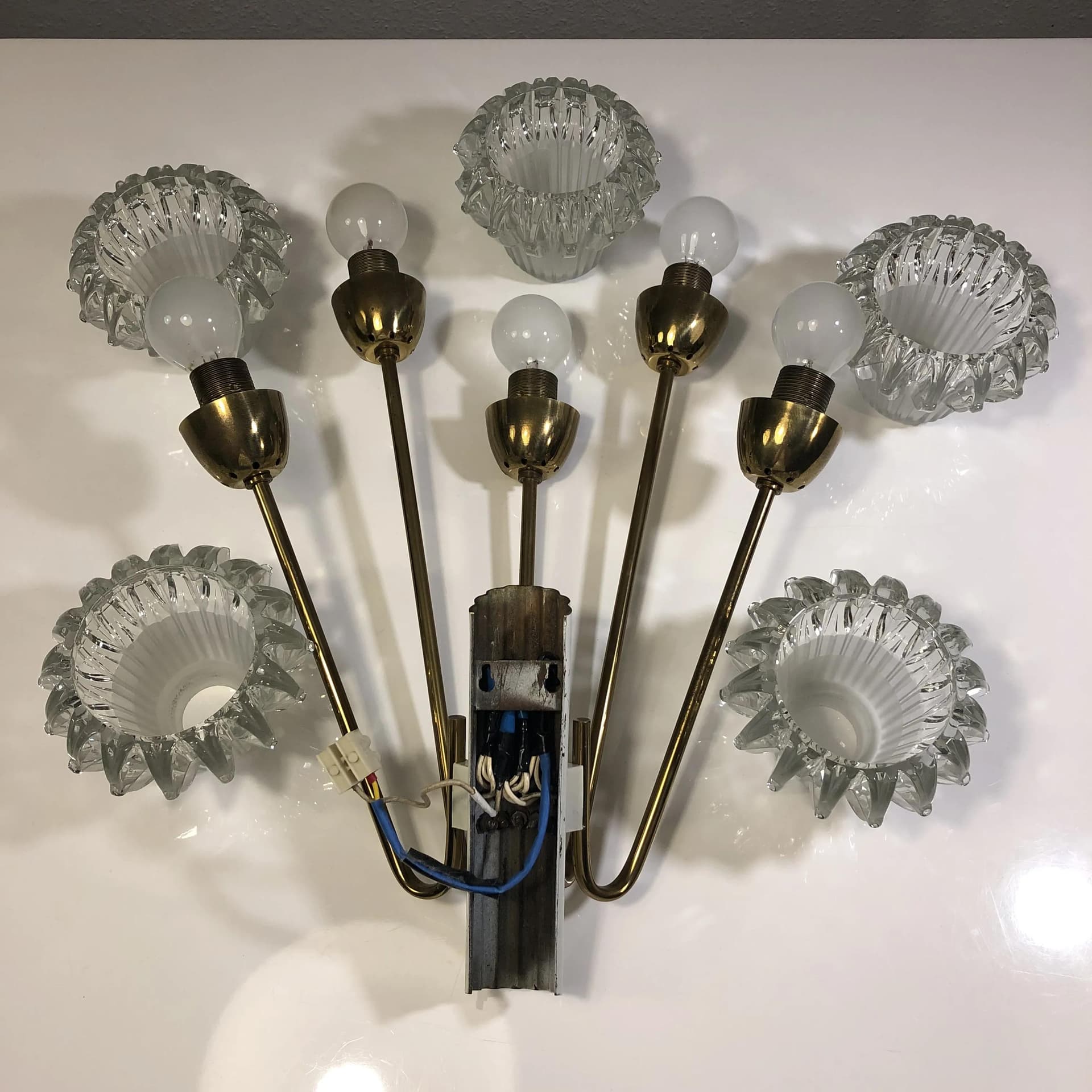 Kinkiet Stilnovo, mosiądz złoty, szkło transparentne, Niemcy, lata 60. - 36457