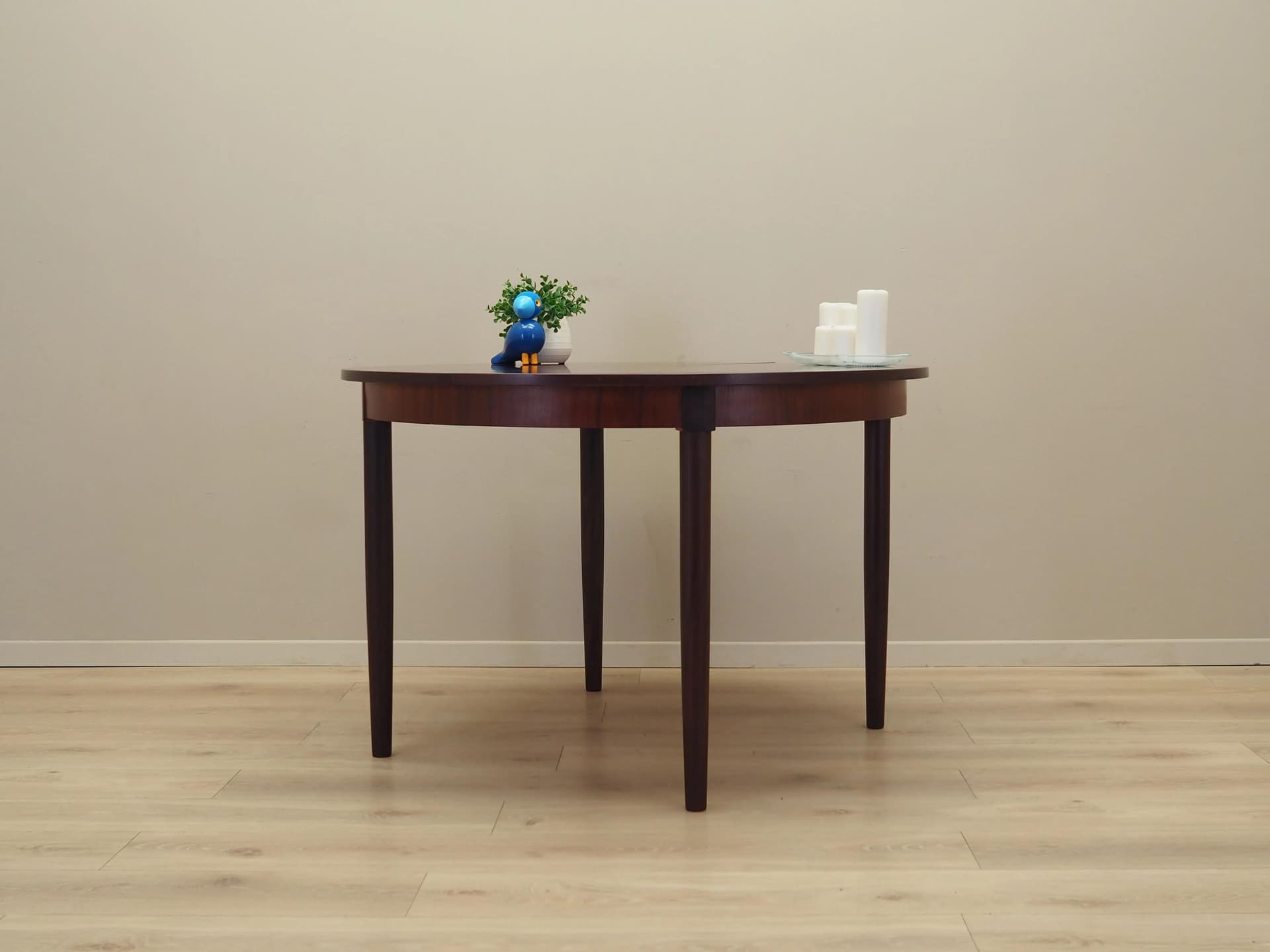 Round table, brown rosewood, Denmark, 1970s - 36618