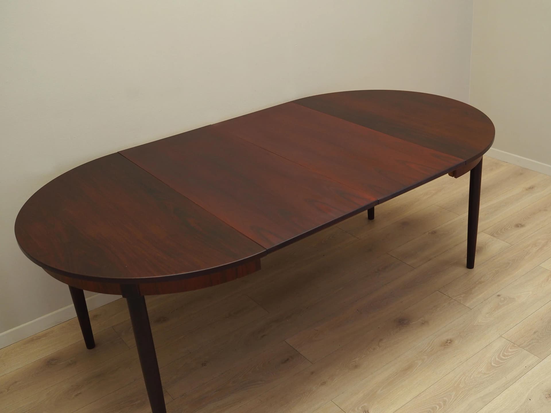Round table, brown rosewood, Denmark, 1970s - 36625