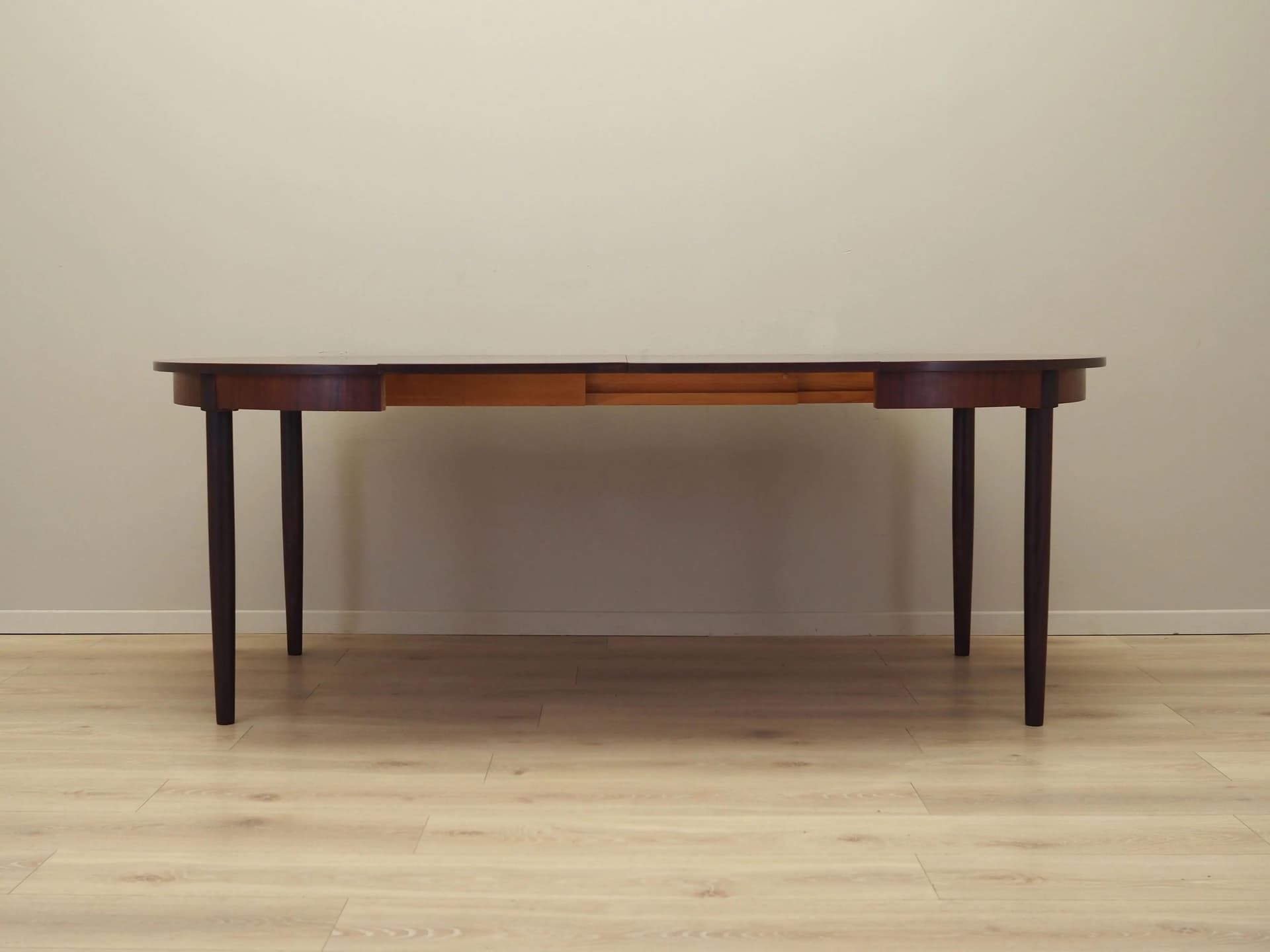 Round table, brown rosewood, Denmark, 1970s - 36619