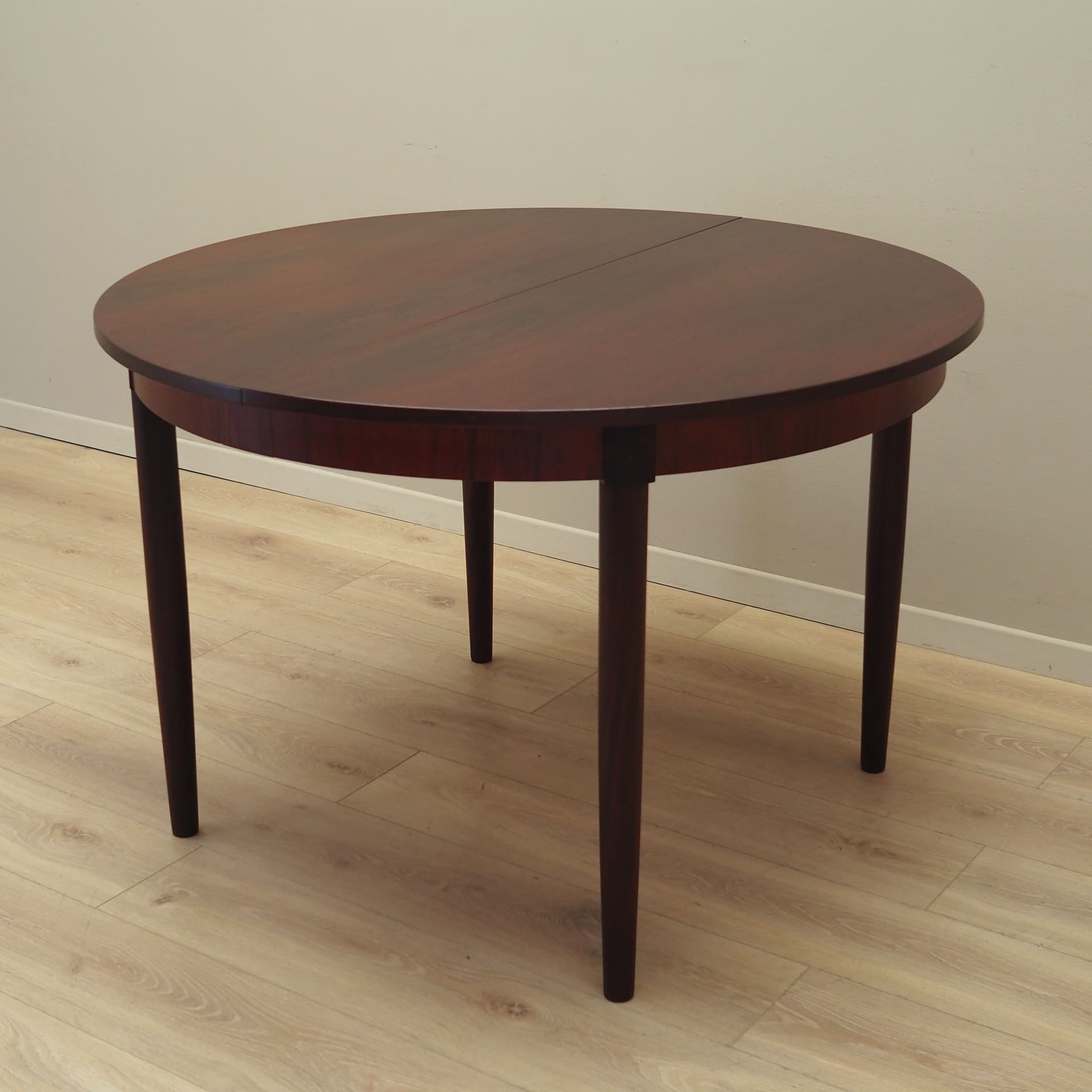 Round table, brown rosewood, Denmark, 1970s - 57778