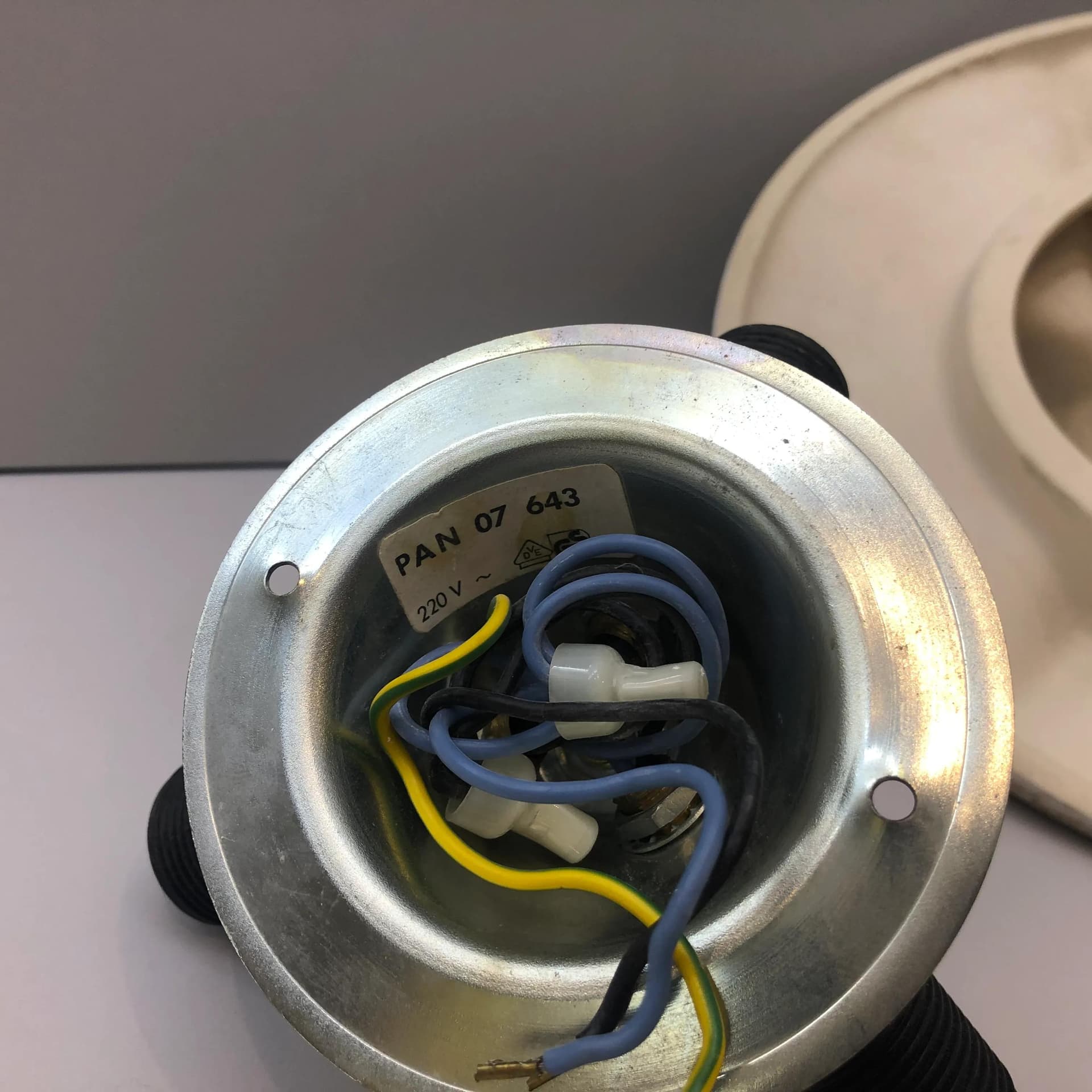 Kinkiet PAN, ceramika ivory white, Niemcy, lata 70. - 36664