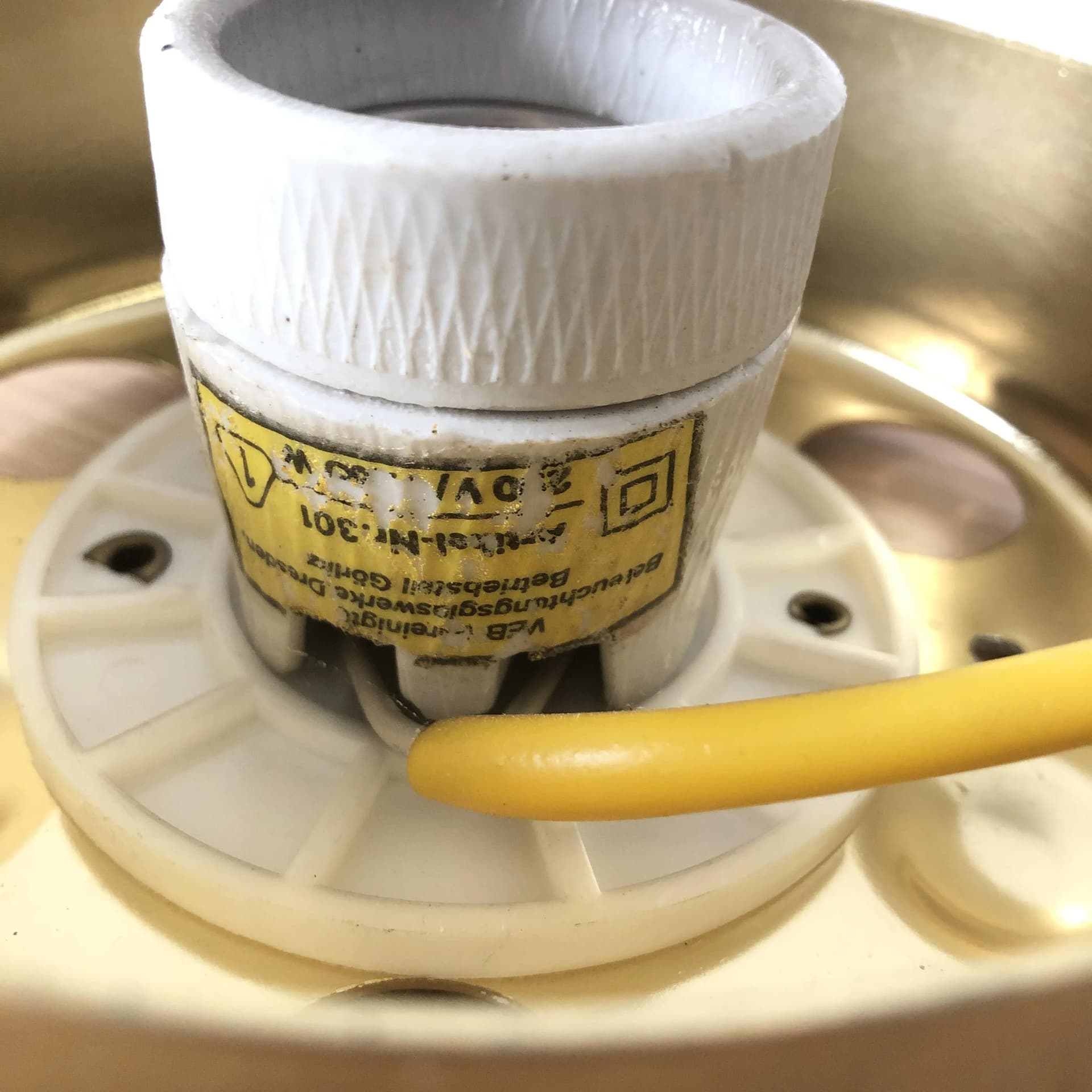 Plafon, szkło białe, aluminium złocone, VEB Gorlitz, Niemcy, lata 80. - 36644