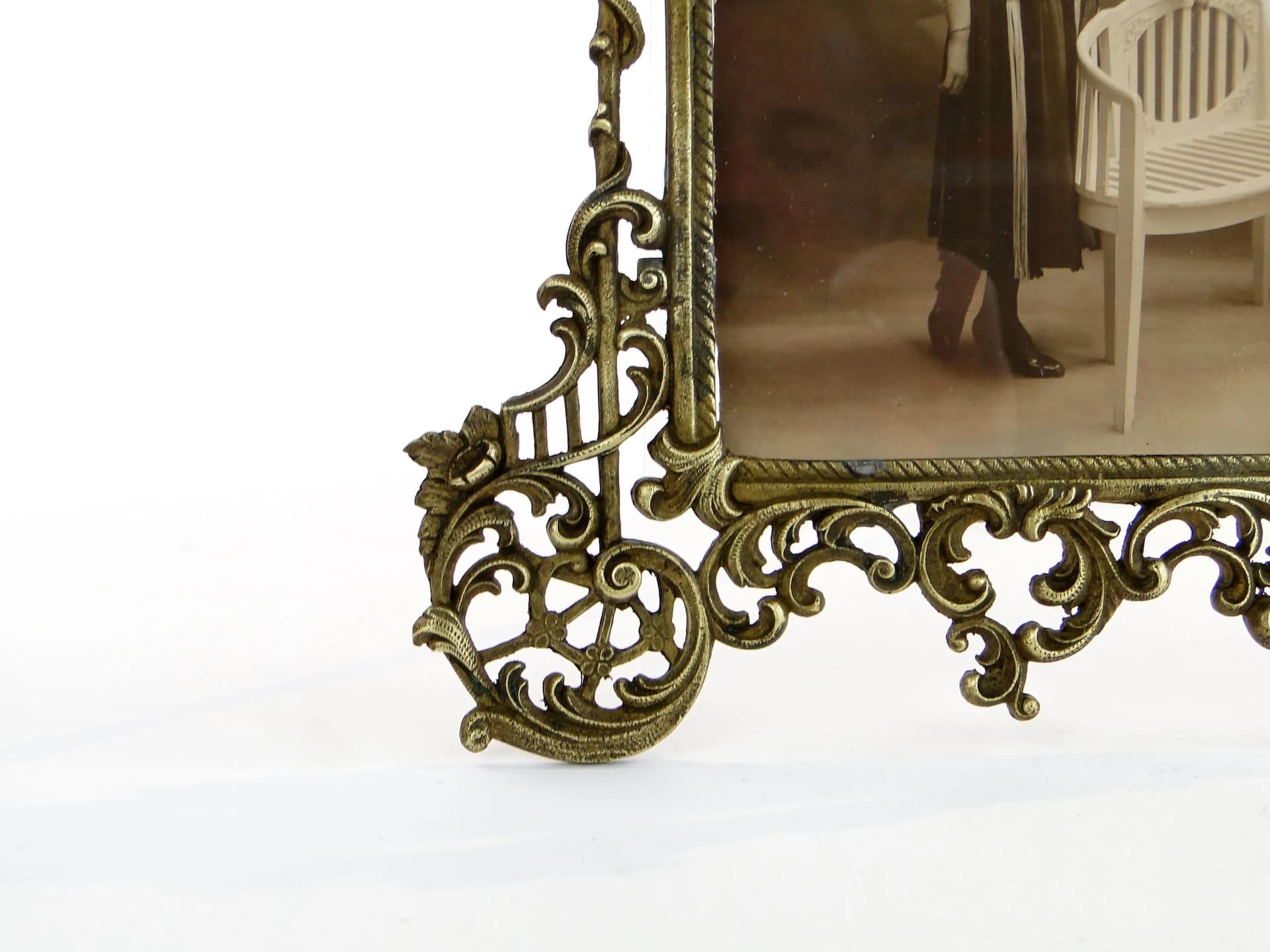 Photo Frame Rococo, Gilded Bronze, Austria, 19th c. - 36913