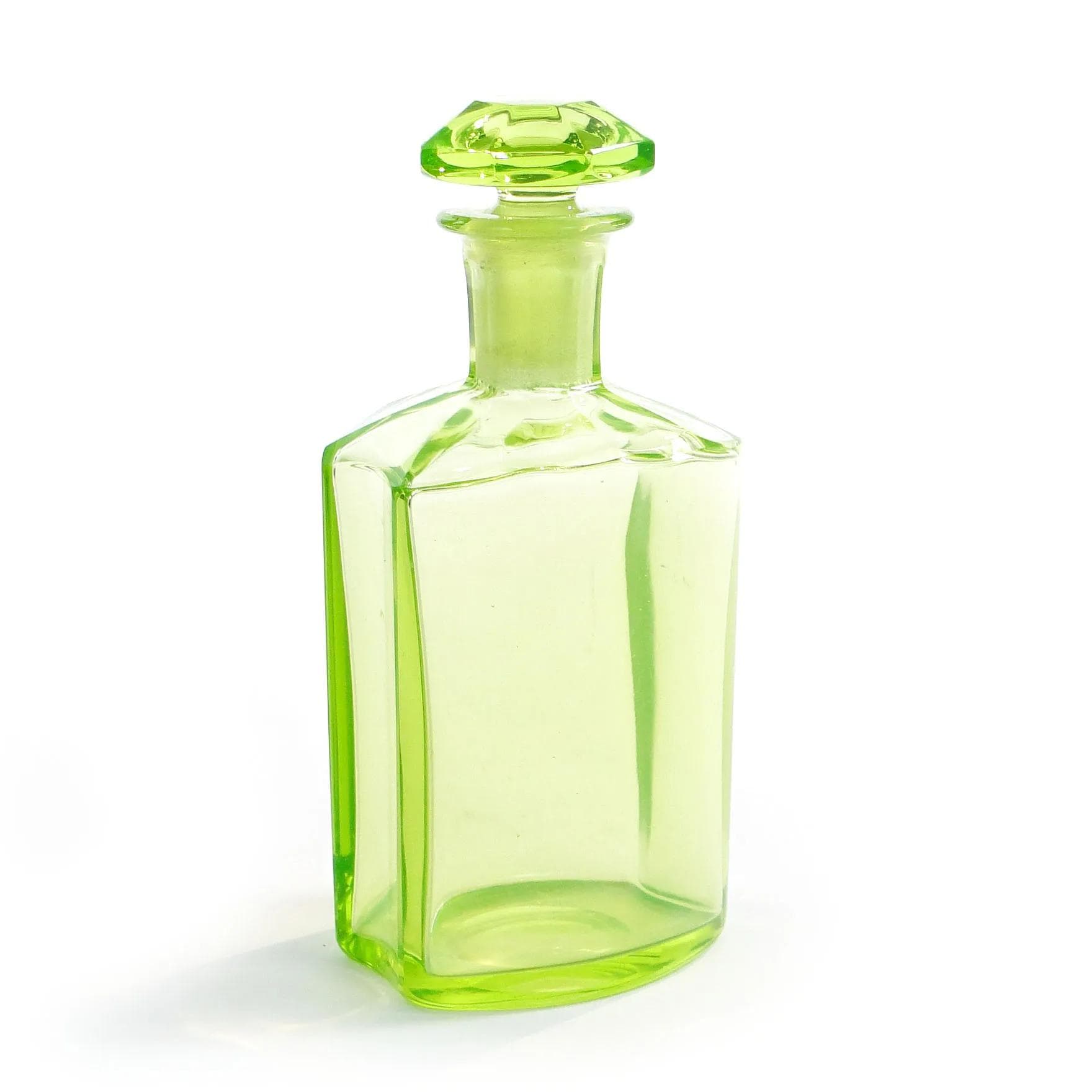 Karafka, szkło uranowe turkusowe, Austria, lata 90. XIX w. - 37103