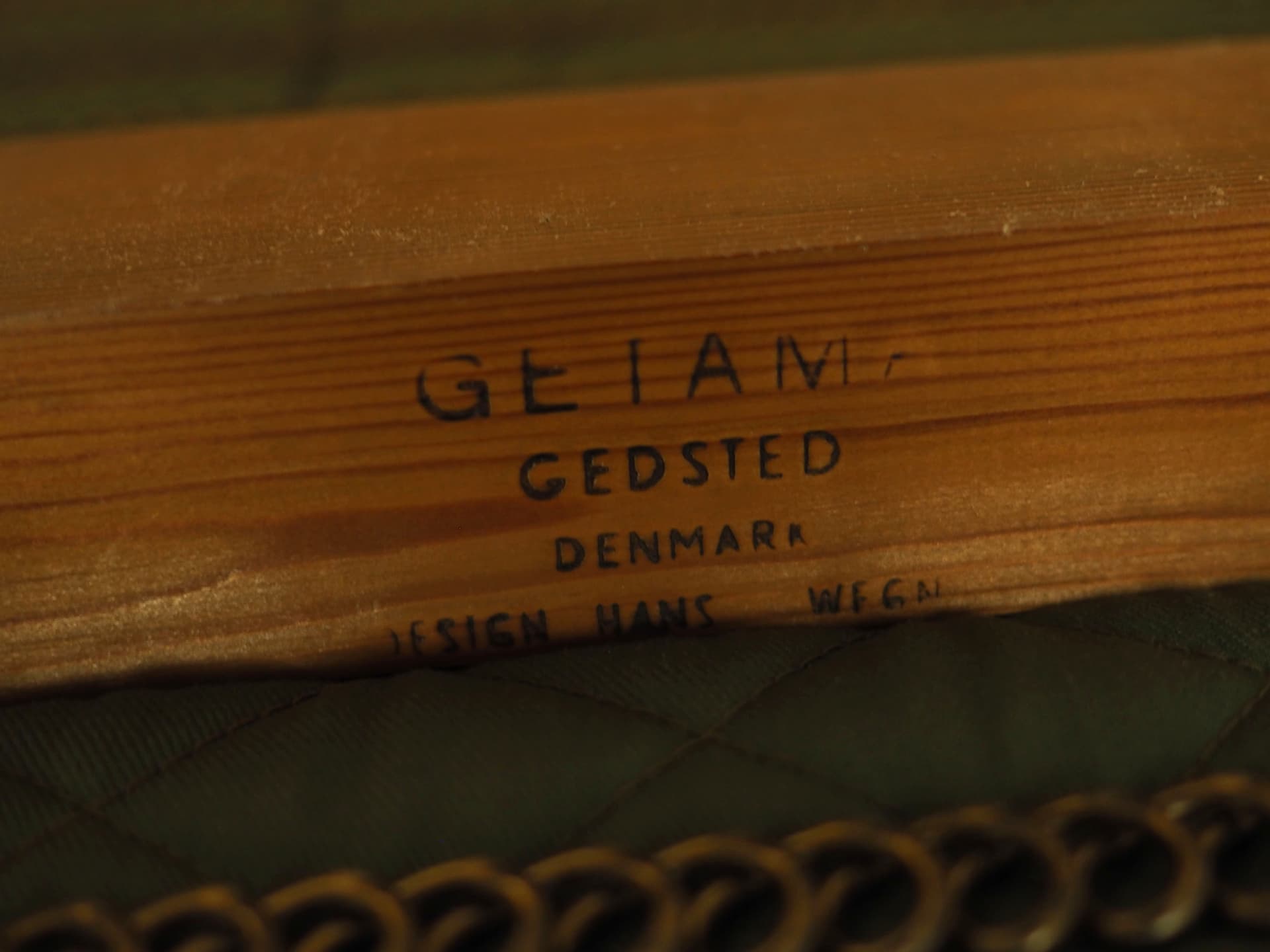 Sofa GE-236, boucle szary, jesion, proj. H. J. Wegner, Getama, Dania, lata 60. - 57508