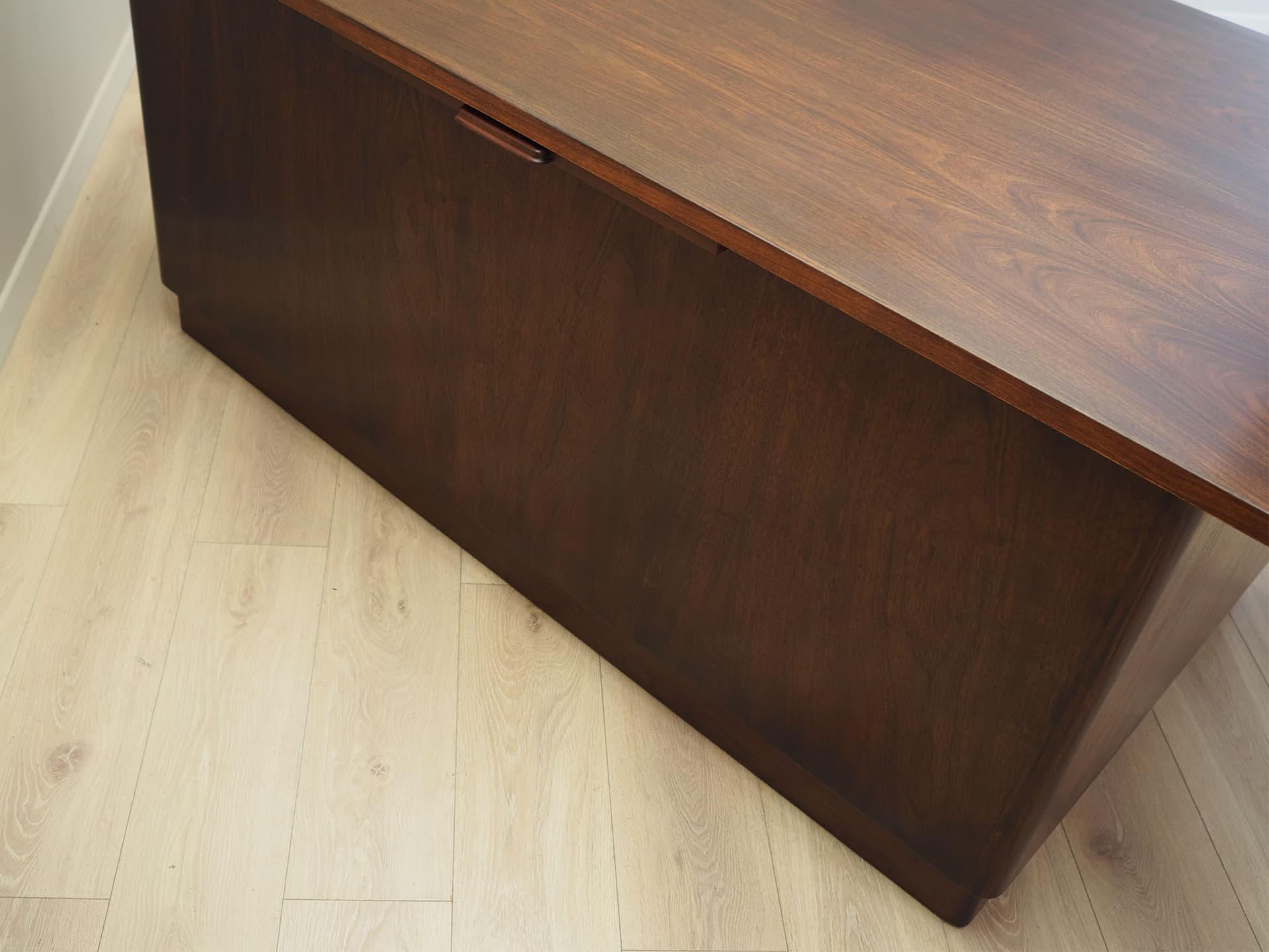 Desk, walnut, Denmark, 1960s - 57487