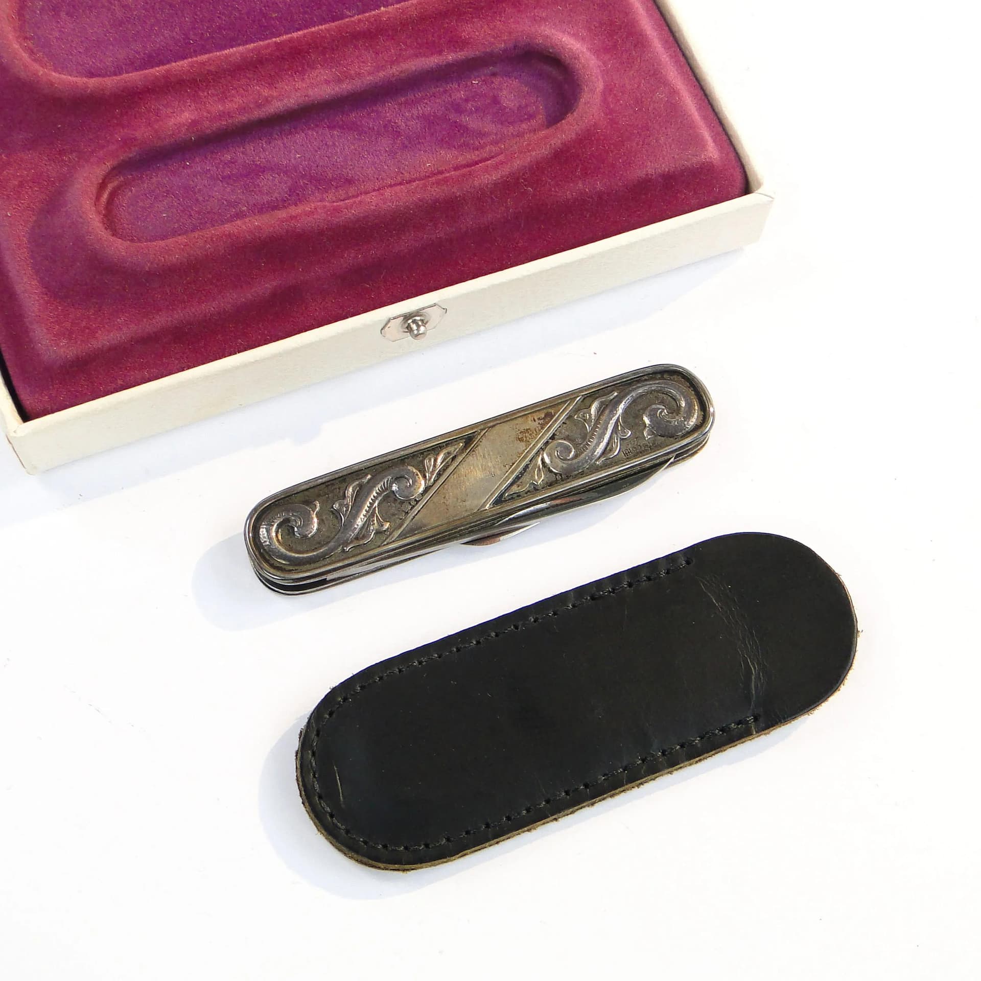 Srebrny scyzoryk z reliefami, Haugrud, Norwegia, lata 50. - 37239