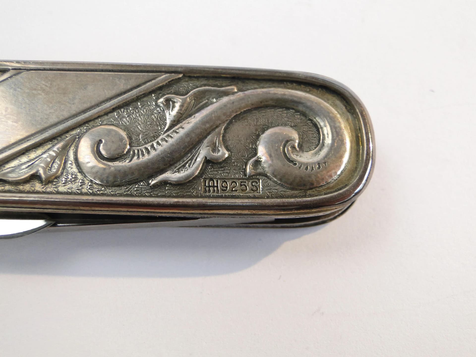 Srebrny scyzoryk z reliefami, Haugrud, Norwegia, lata 50. - 37243