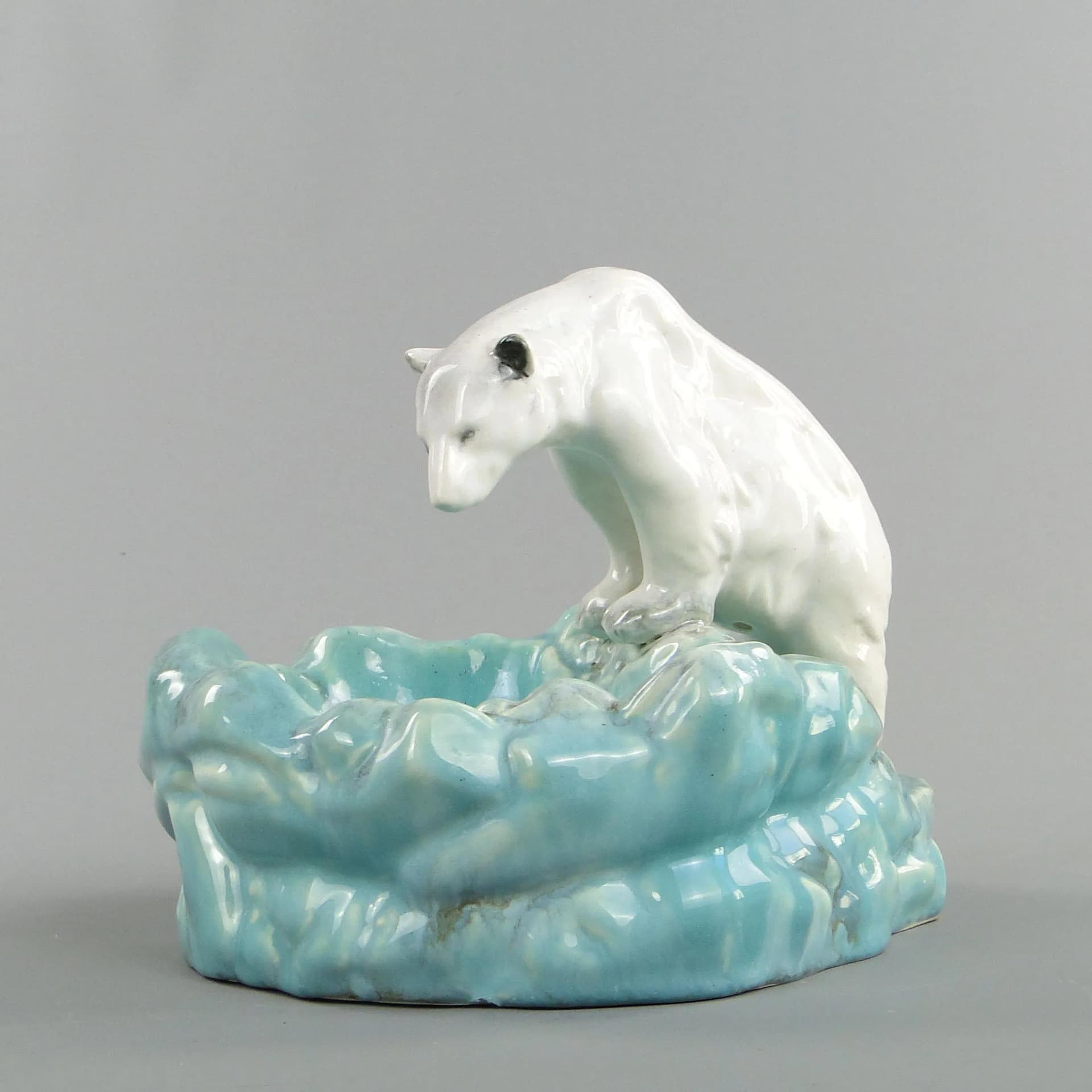 Centerpiece with Polar Bear, Art Deco, white glazed ceramic, by D. Urbach, Czech Republic, 1930s - 37421
