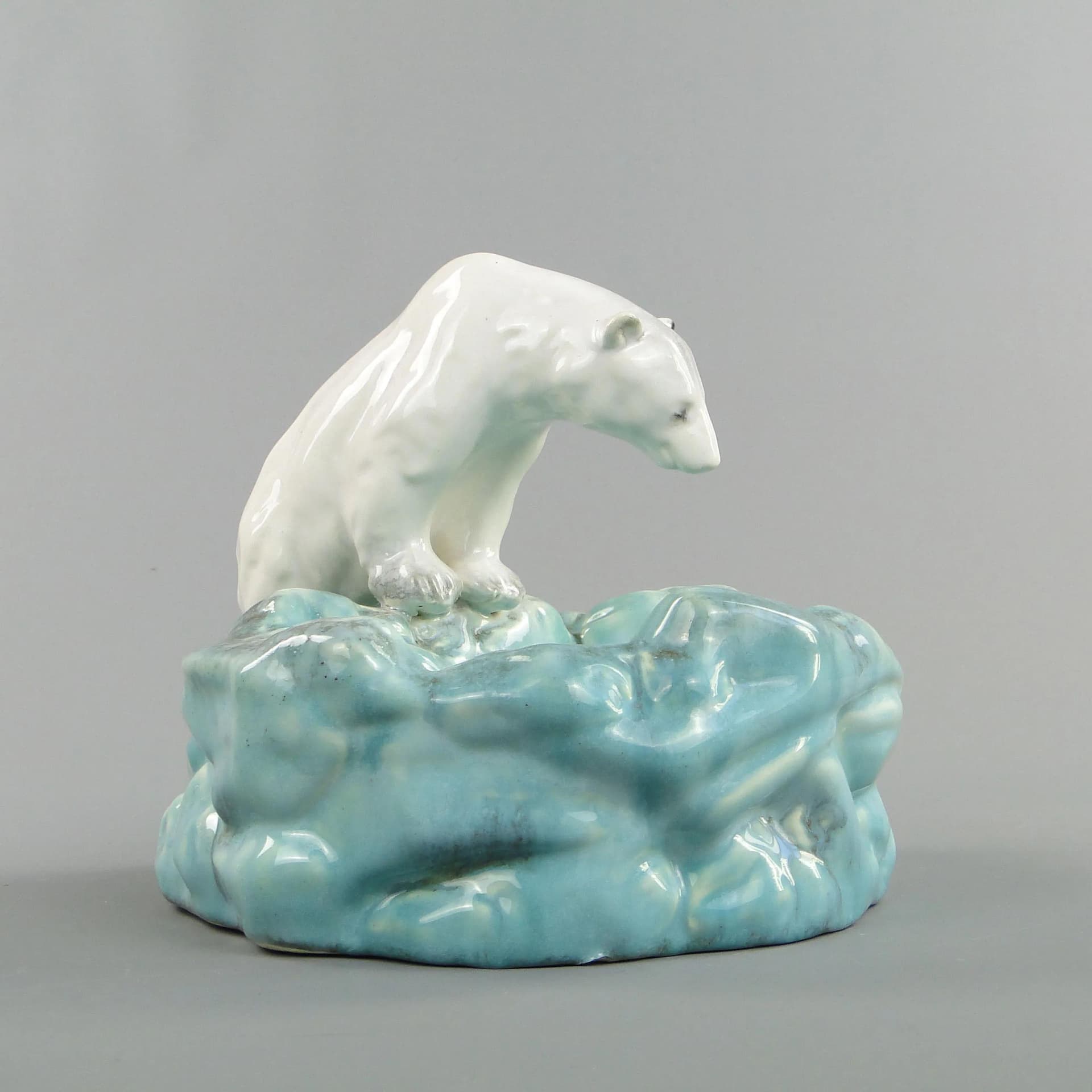 Centerpiece with Polar Bear, Art Deco, white glazed ceramic, by D. Urbach, Czech Republic, 1930s - 37419