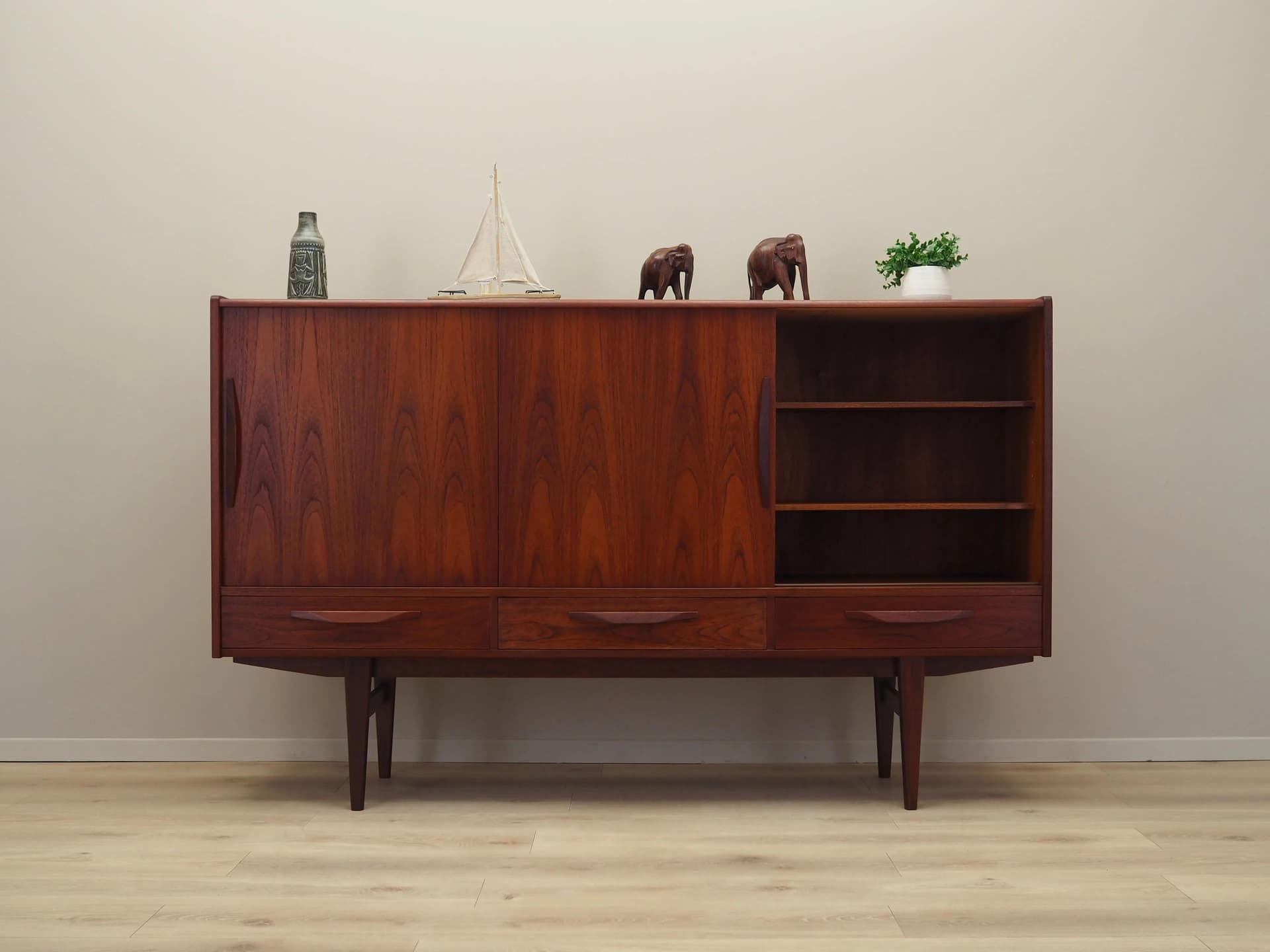 Highboard, teak, brązowy ciemny, Dania, lata 70. - 37283