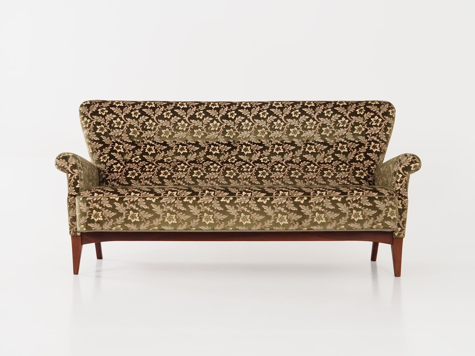 Sofa, green velvet, beech, Fritz Hansen, Denmark, 1960s. - 57391