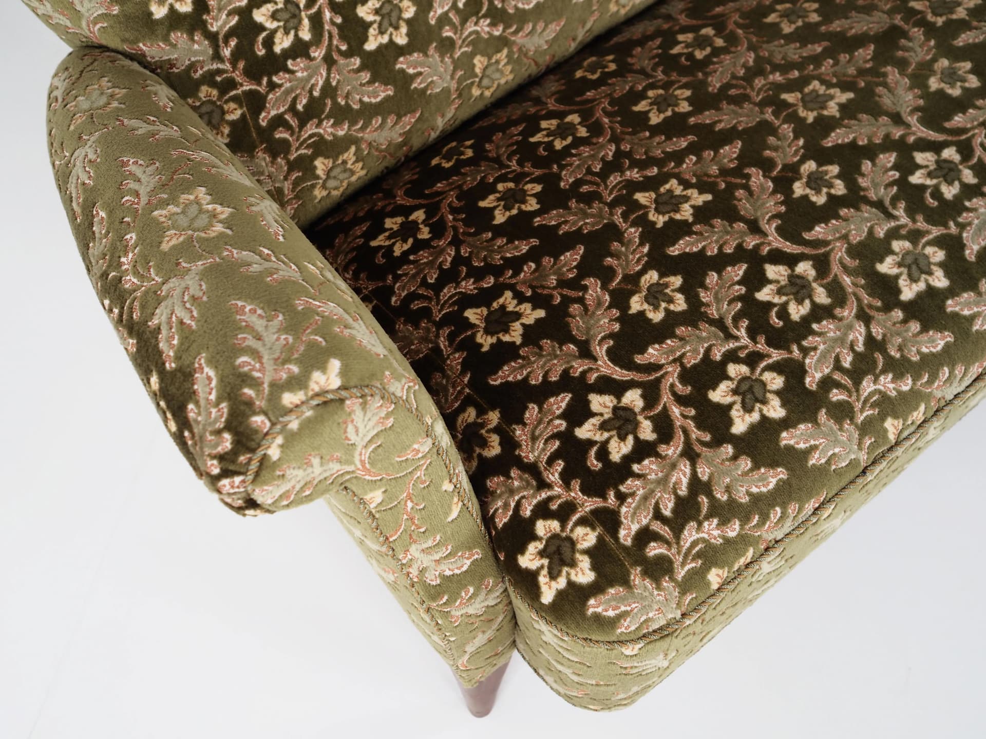 Sofa, green velvet, beech, Fritz Hansen, Denmark, 1960s. - 37625