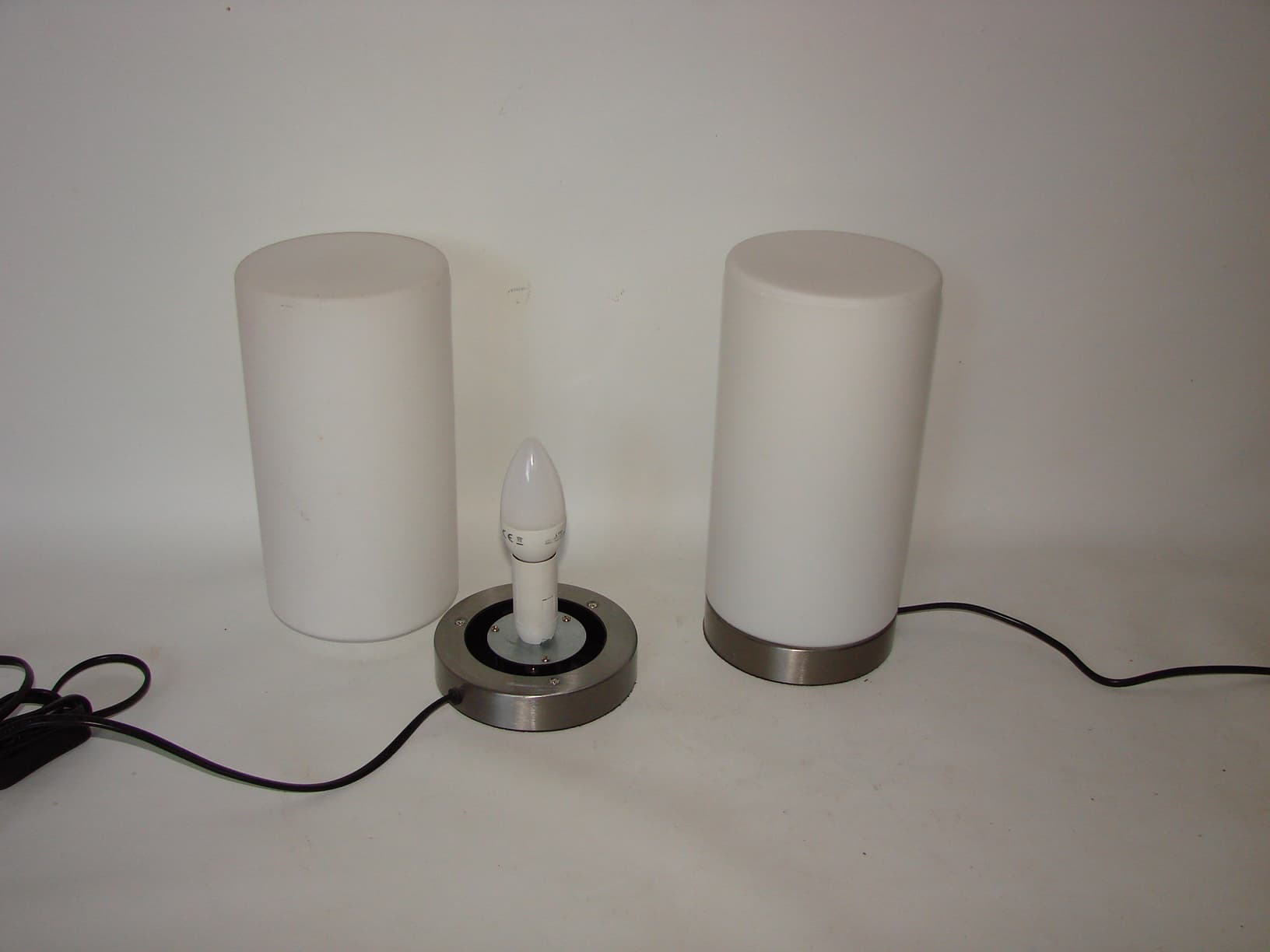 komplet lamp nocnych Melitec, szkło białe, stal szczotkowana, Niemcy, lata 90. - 37768