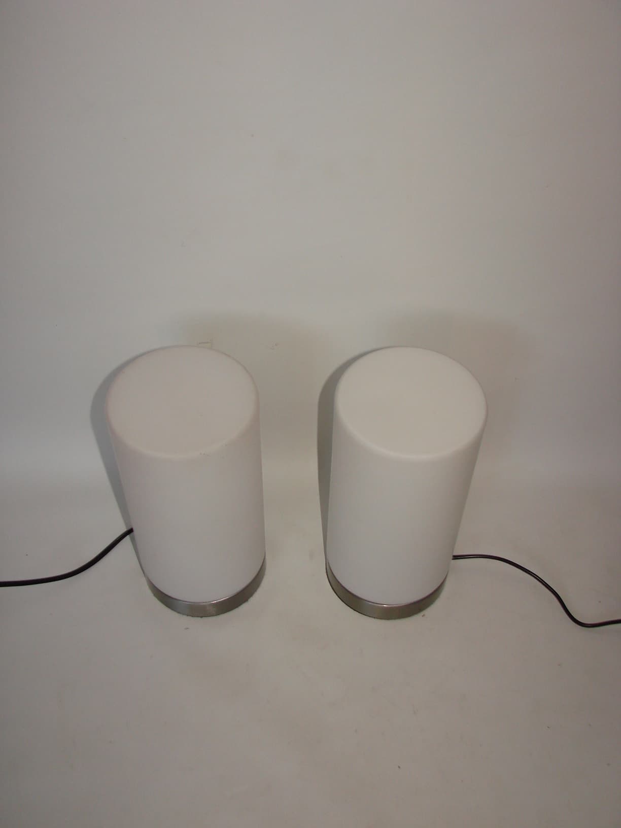 komplet lamp nocnych Melitec, szkło białe, stal szczotkowana, Niemcy, lata 90. - 37767