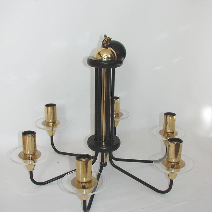 Żyrandol Mid century, mosiądz polerowany czarny, akryl transparentny, lata 70. - 37954