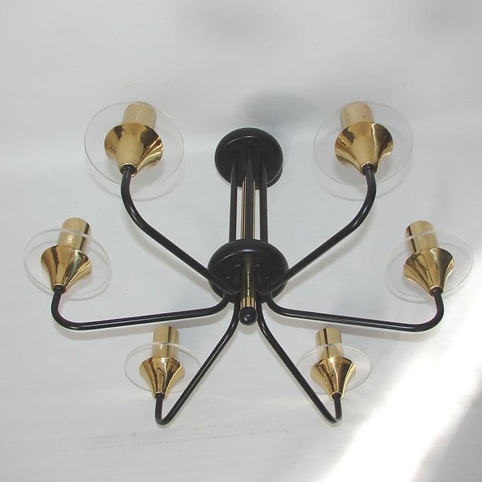 Żyrandol Mid century, mosiądz polerowany czarny, akryl transparentny, lata 70. - 37955