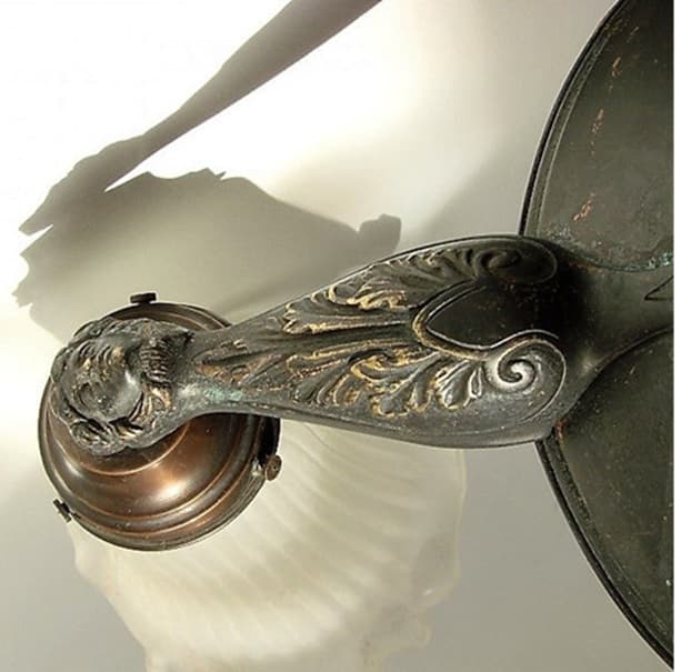 Żyrandol secesyjny, brąz ciemny, mosiądz, szkło, Europa, początek XX w. - 99429