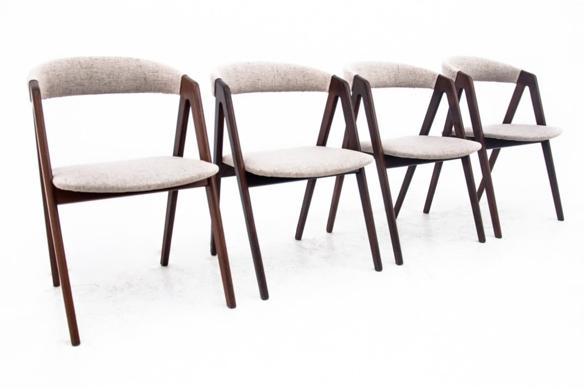 Set of four chairs, walnut beige, Farstrup Mobler, Denmark, 1960s. - 72385