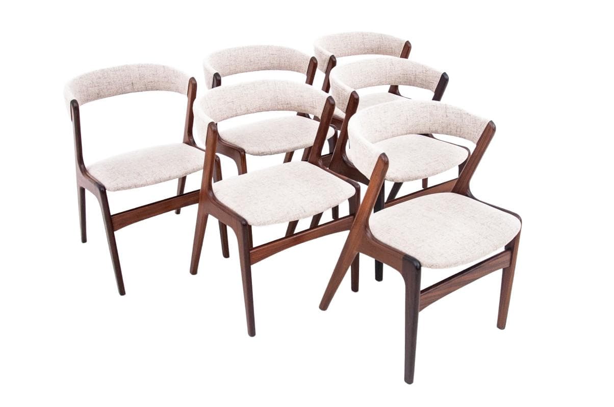 Set of Six Chairs Model 68, light brown walnut, Denmark, 1960s.