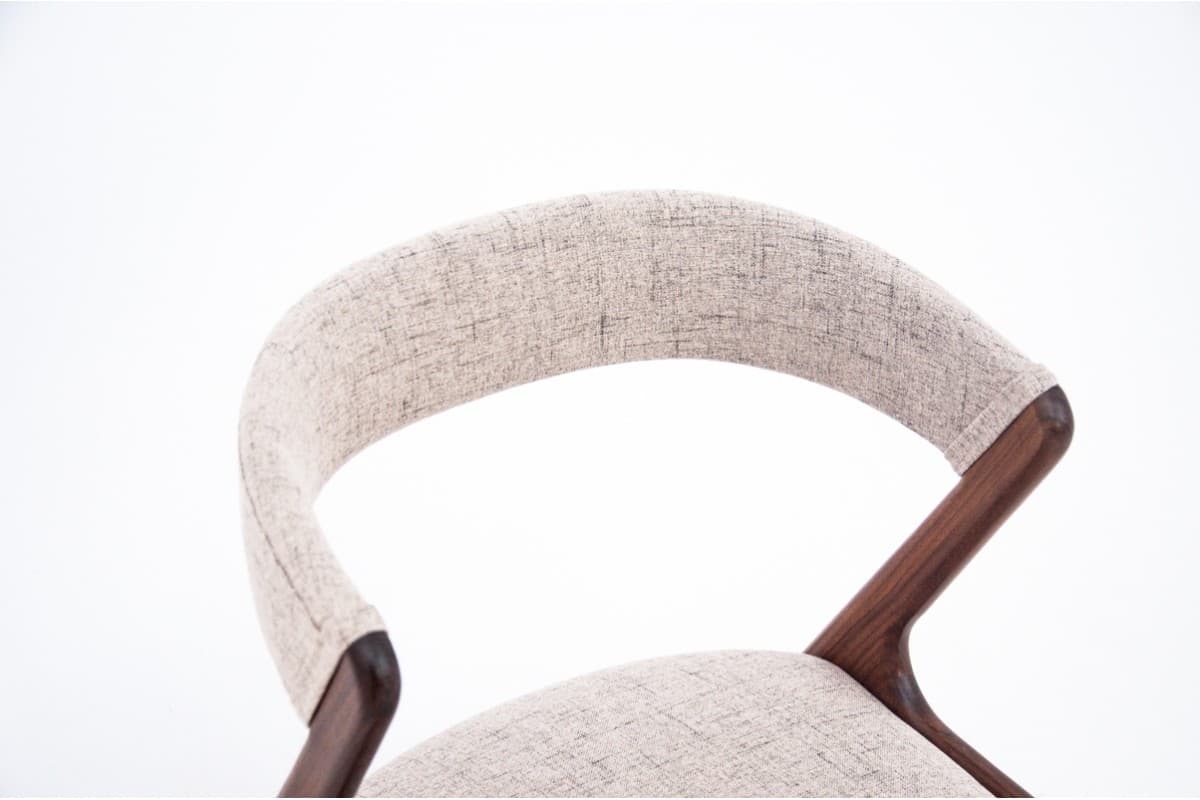 Set of Six Chairs Model 68, light brown walnut, Denmark, 1960s. - 72522