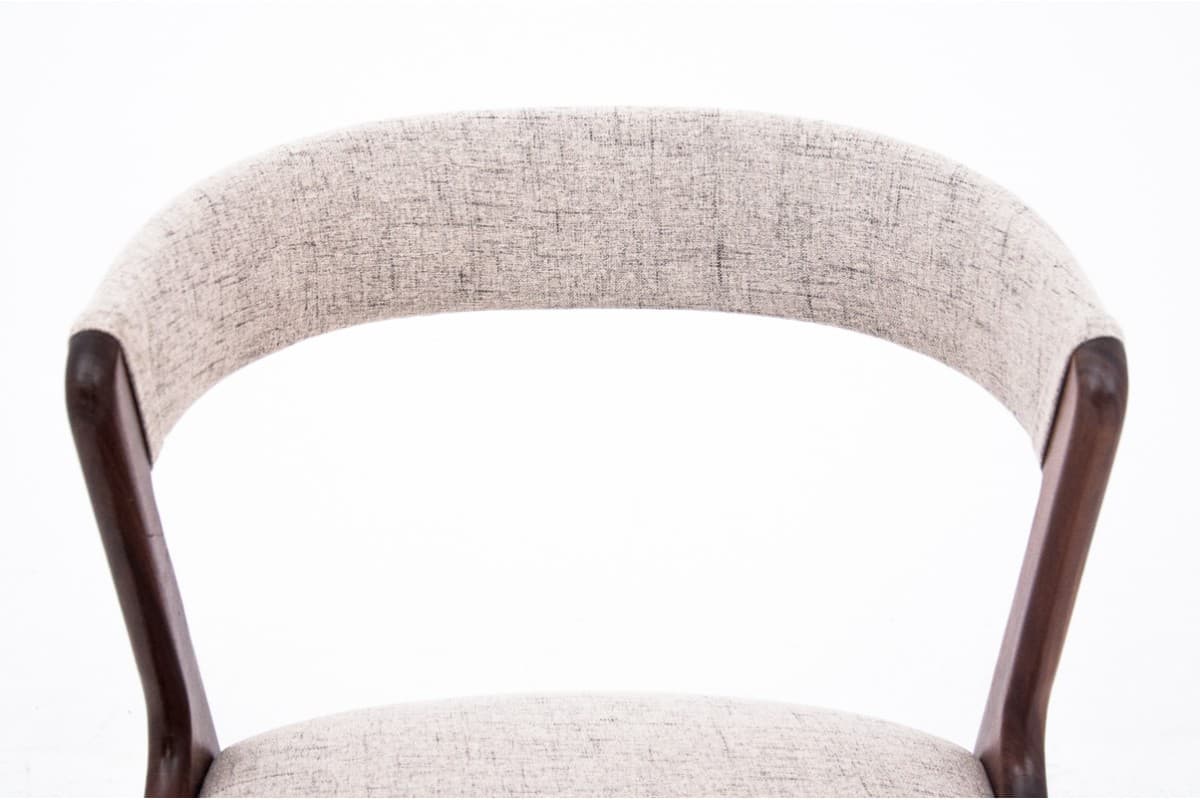 Set of Six Chairs Model 68, light brown walnut, Denmark, 1960s. - 72521