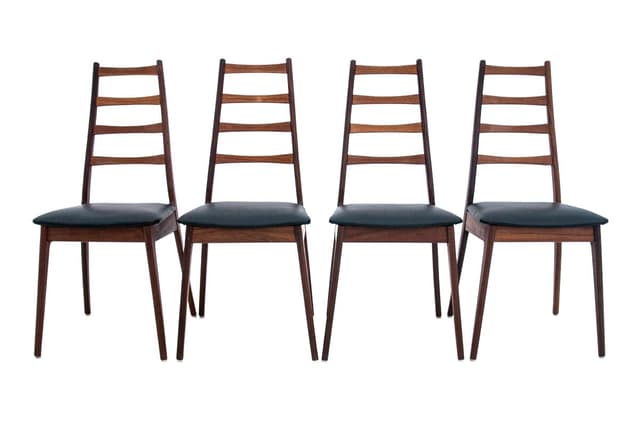 Set of chairs, walnut brown, Denmark, 1960s. - DIMENSION