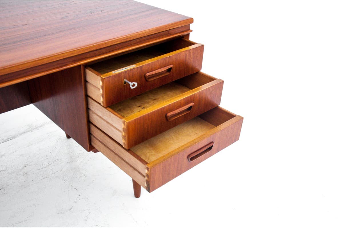 Teak desk, brown, teak wood, Denmark, 1960s. - 67394