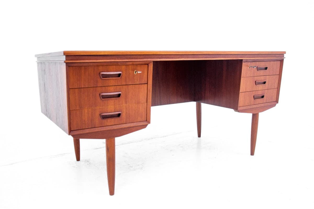 Teak desk, brown, teak wood, Denmark, 1960s. - 67393